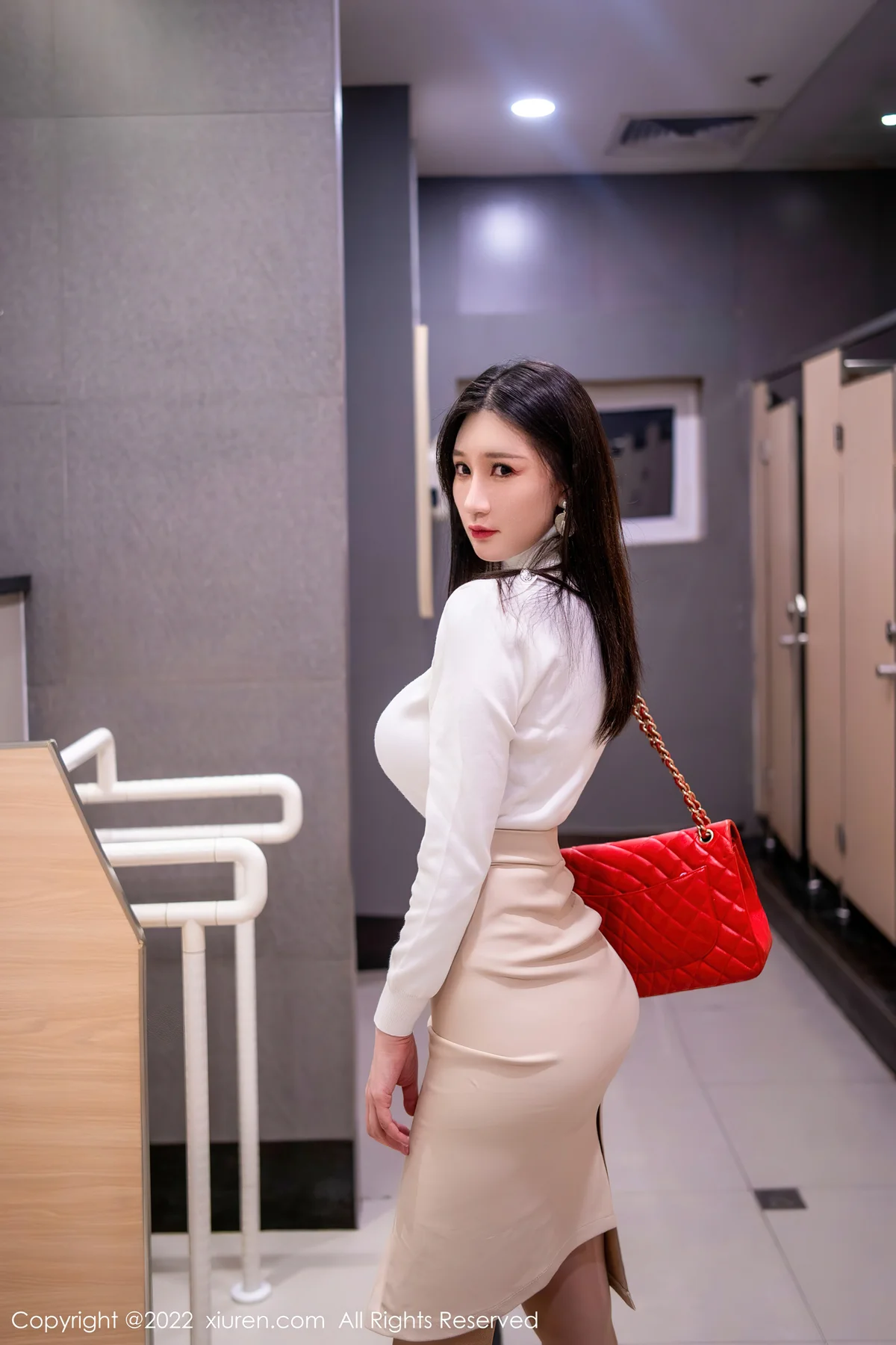 XiuRen 秀人 No.4887 修长美腿 顾乔楠Cora 性感写真 - 1