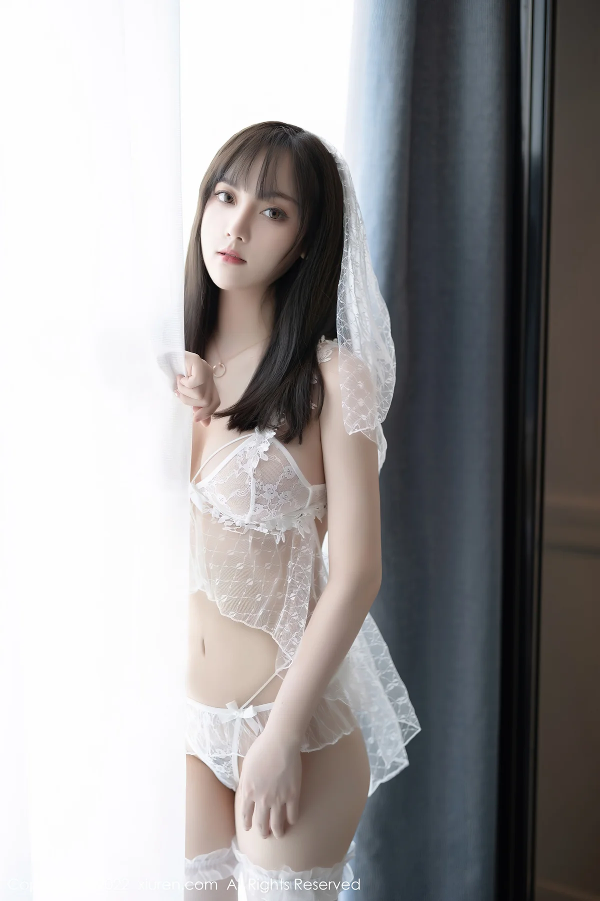 XiuRen 秀人 No.4919 白色蕾丝内衣 豆瓣酱 厦门旅拍 - 1