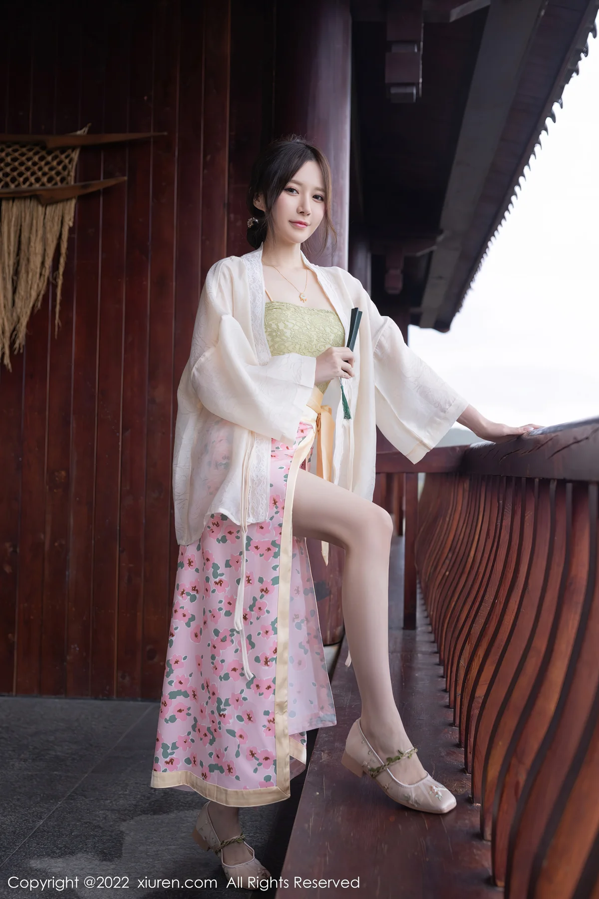 XiuRen 秀人 No.5130 浅色古装 鱼子酱Fish 云南旅拍11 - 7