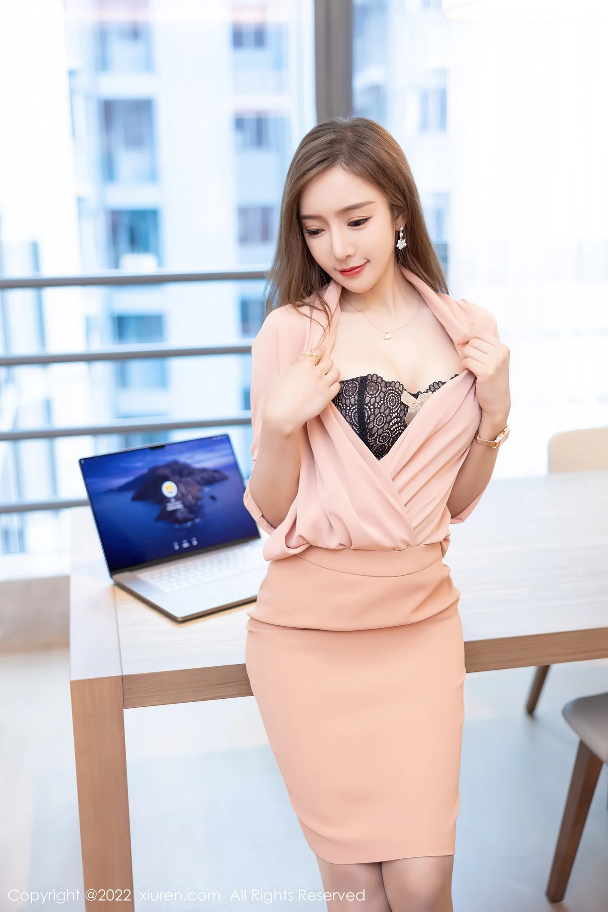 XiuRen 秀人 No.5257 性感御姐 王馨瑶yanni 性感写真1 - 10