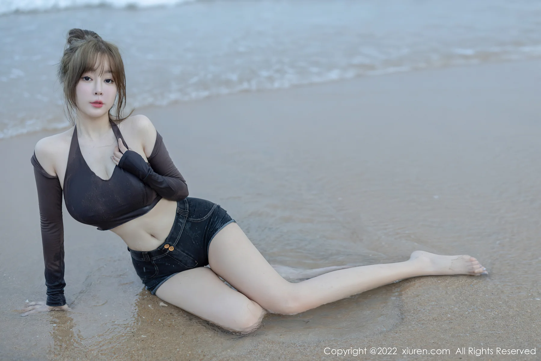 XiuRen 秀人 No.5281 收身短款上衣 王雨纯 海南万宁旅拍1 - 8