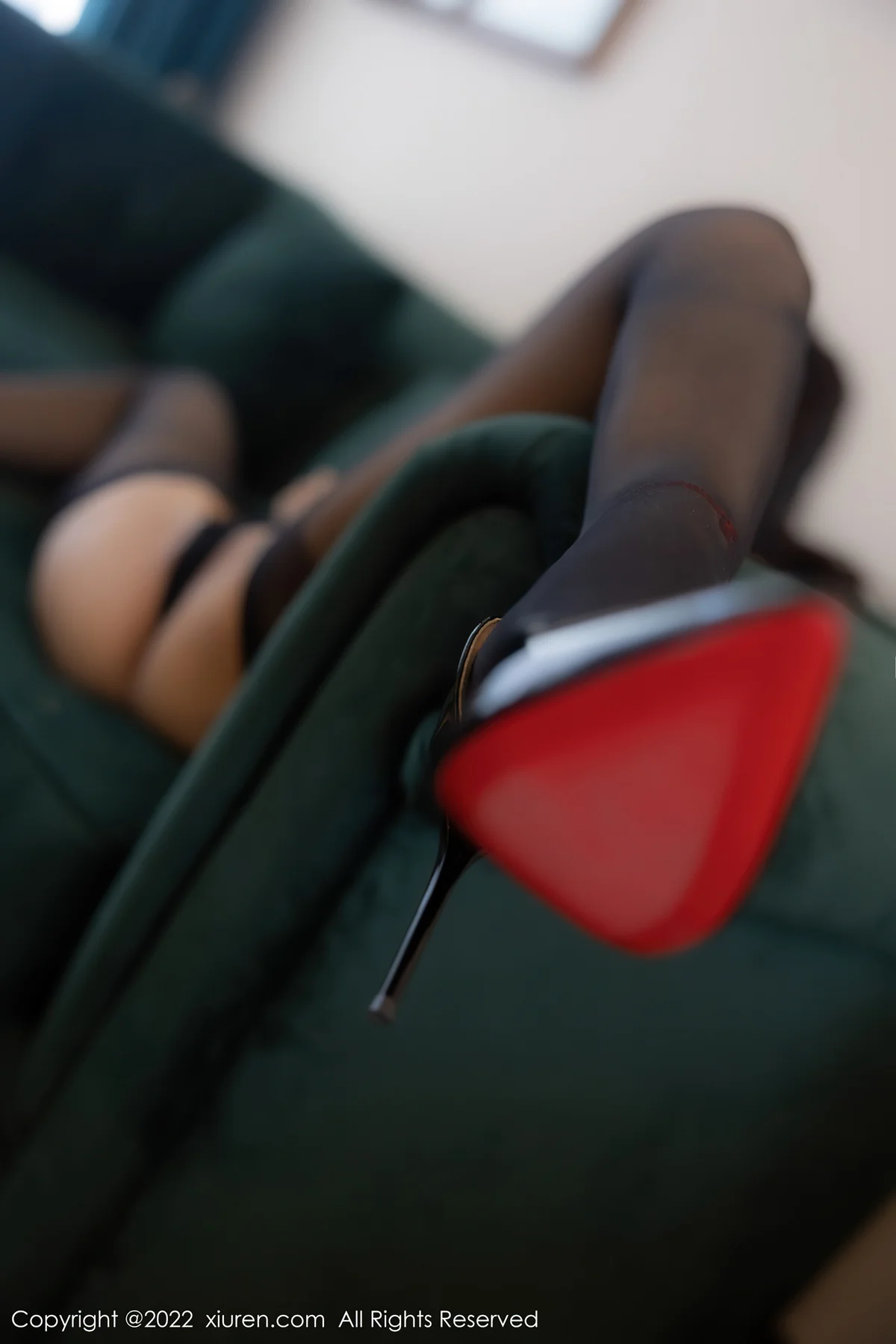 XiuRen 秀人 No.5296 魅惑黑丝 文静儿 性感写真 - 7