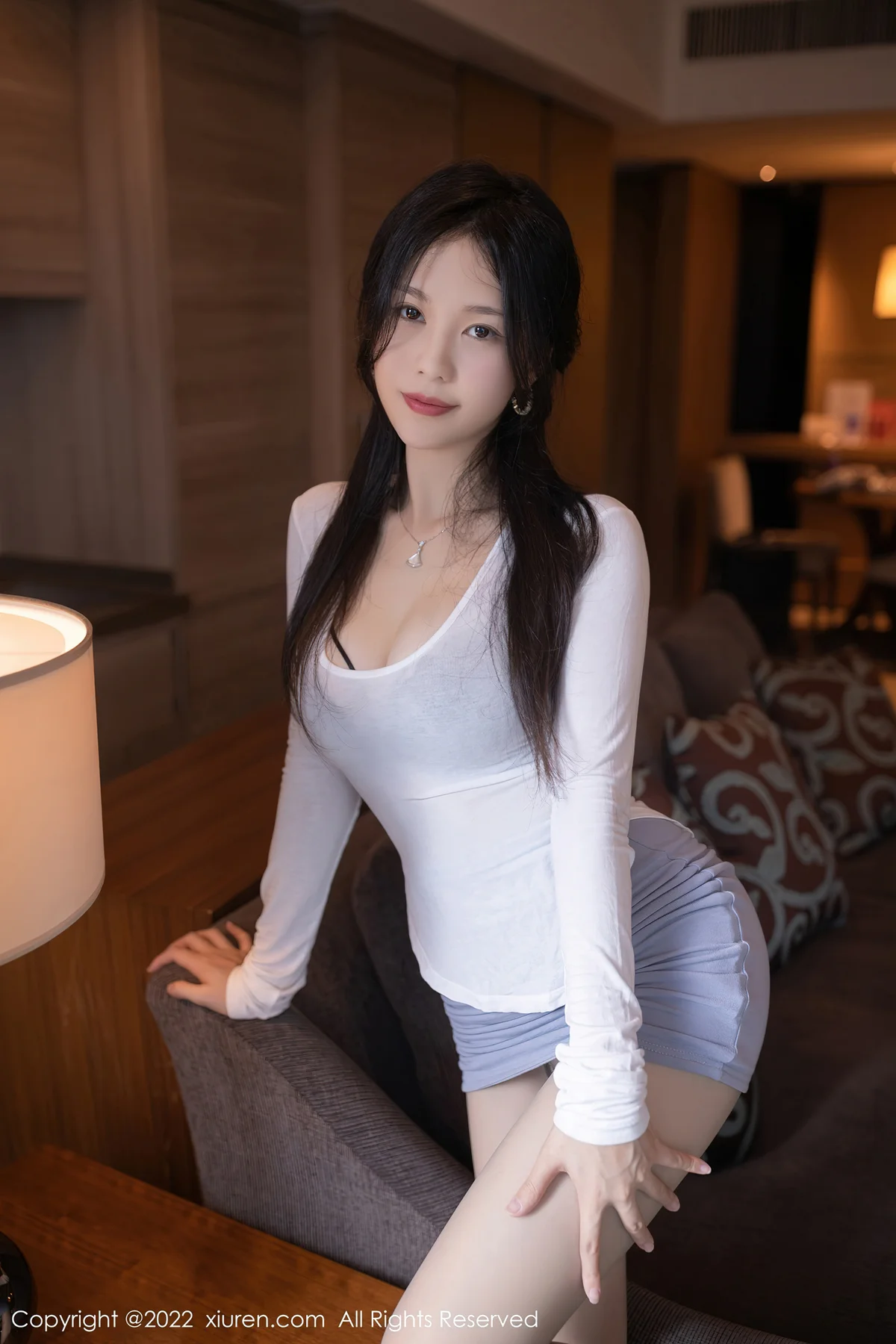 XiuRen 秀人 No.5305 灰色丝袜 利世 性感写真22 - 9