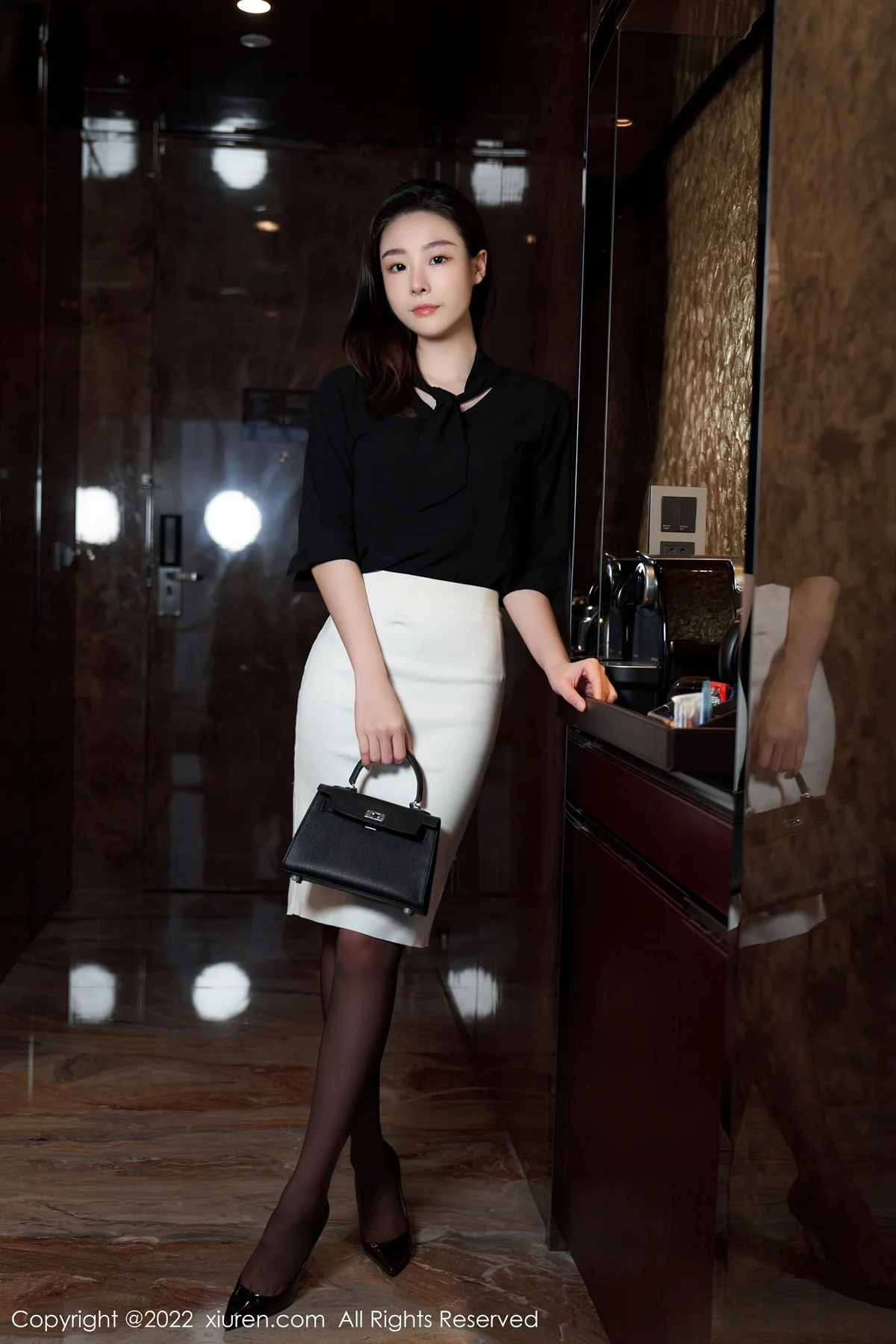 XiuRen 秀人 No.5312 是小逗逗 黑丝翘臀 - 7