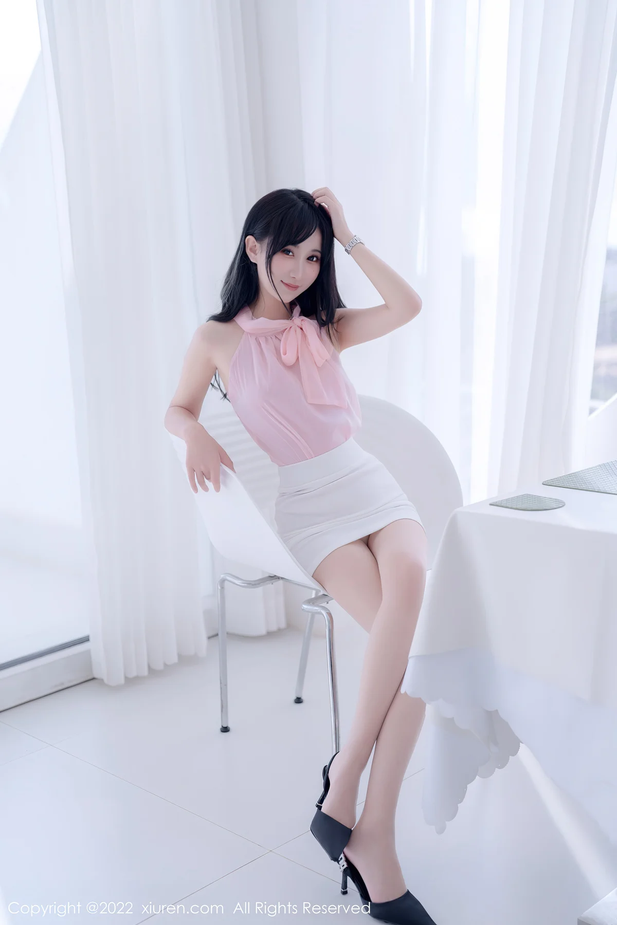 XiuRen 秀人 No.5318 原色丝袜 小果冻儿 大理旅拍1 - 3