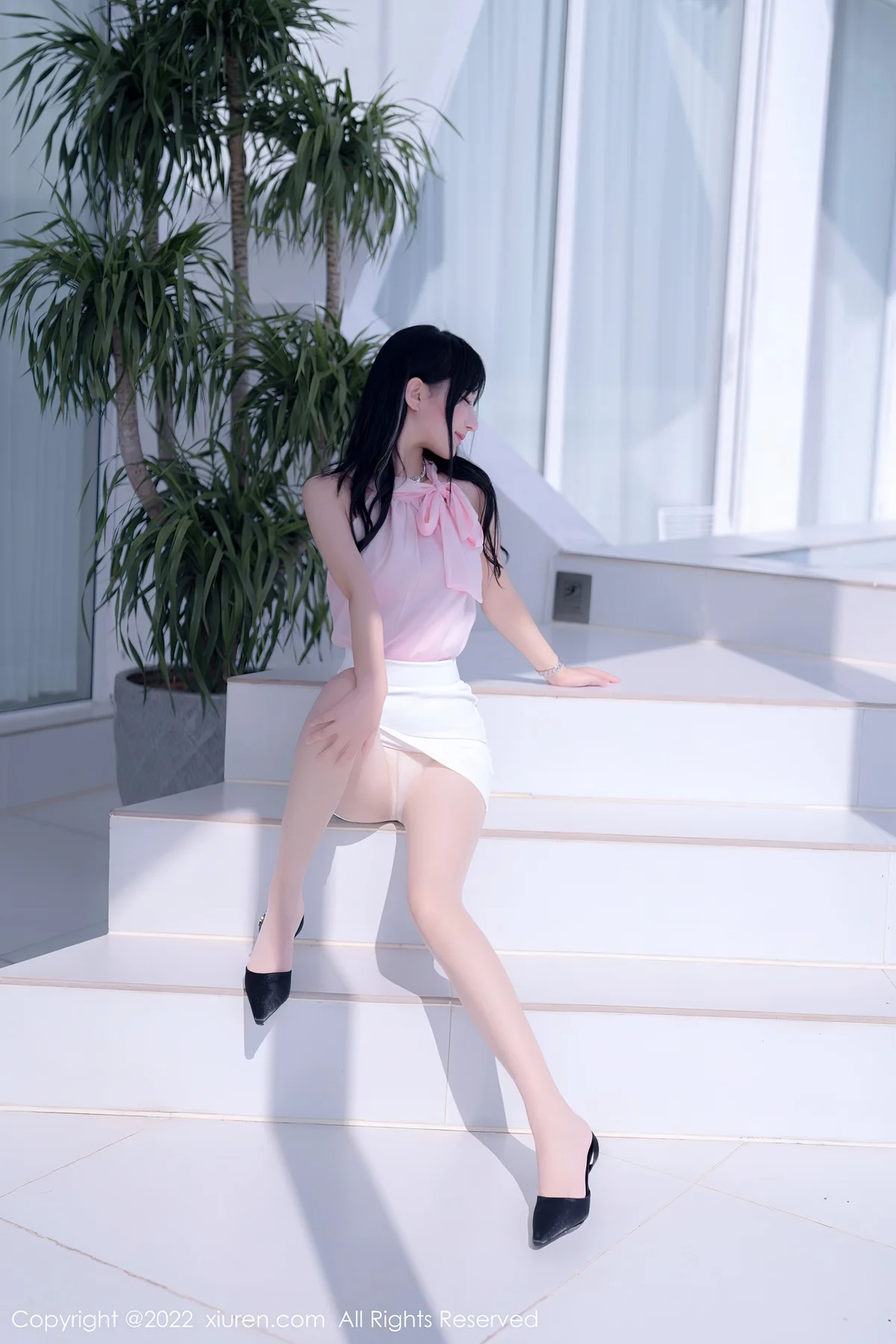 XiuRen 秀人 No.5318 原色丝袜 小果冻儿 大理旅拍1 - 9