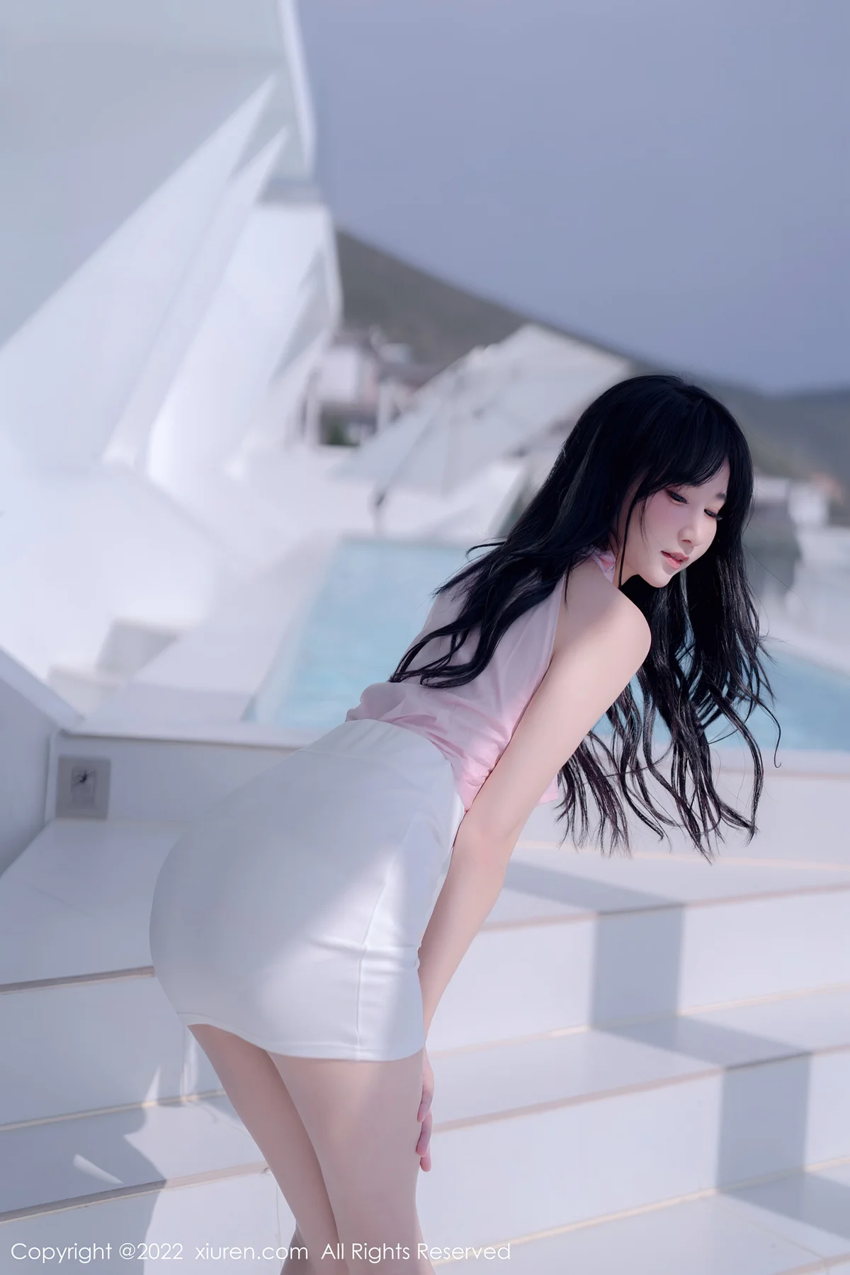 XiuRen 秀人 No.5318 原色丝袜 小果冻儿 大理旅拍1 - 3