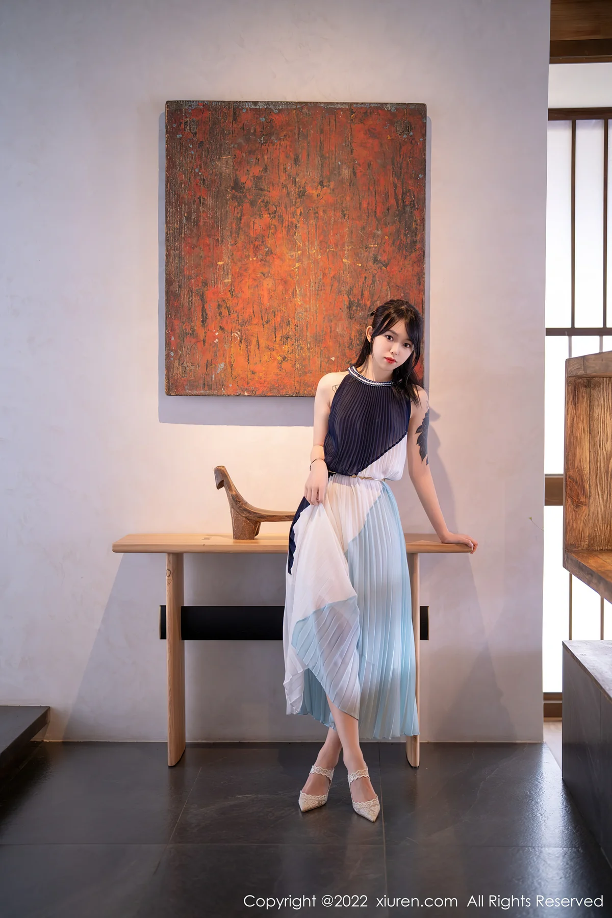 XiuRen 秀人 No.5327 蕾丝内衣 奶瓶. 大理旅拍22 - 1