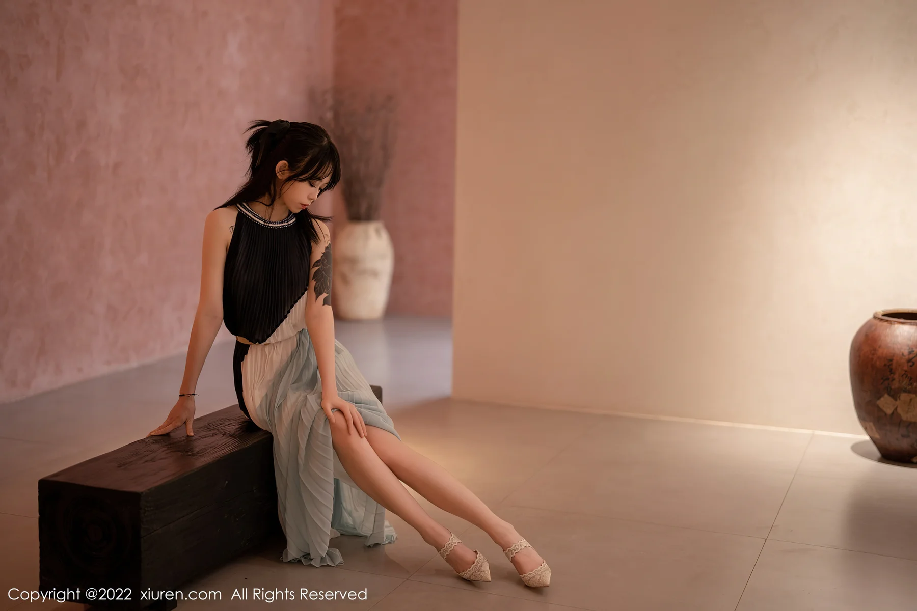 XiuRen 秀人 No.5327 蕾丝内衣 奶瓶. 大理旅拍22 - 6