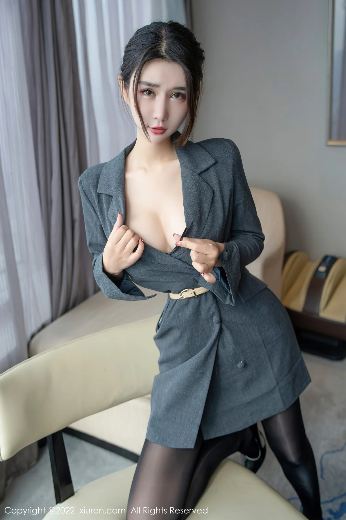 XiuRen 秀人 No.5332 OL风E罩杯大灯  夏沫沫tifa 性感写真222 - 1