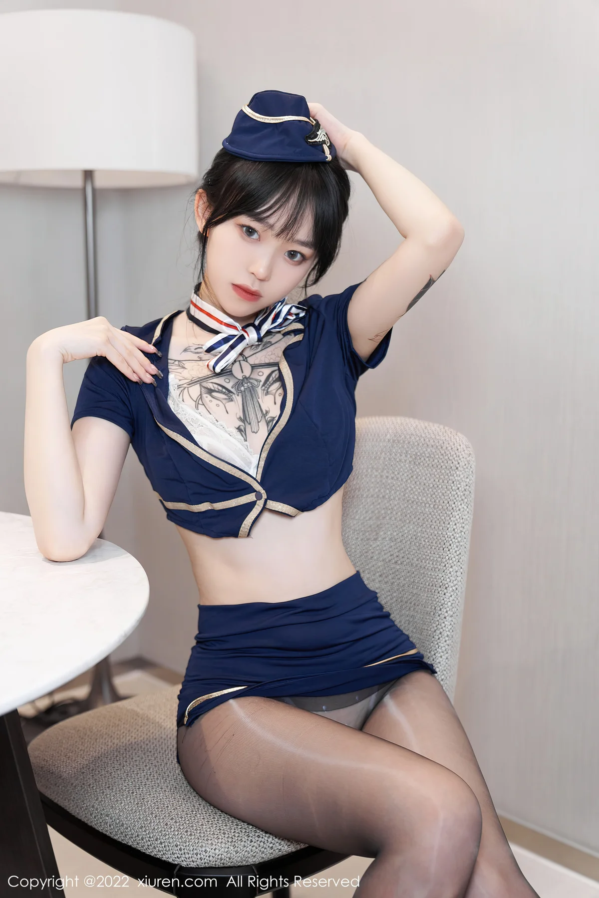XiuRen 秀人 No.5352 空姐制服 奶瓶. 性感写真2 - 3