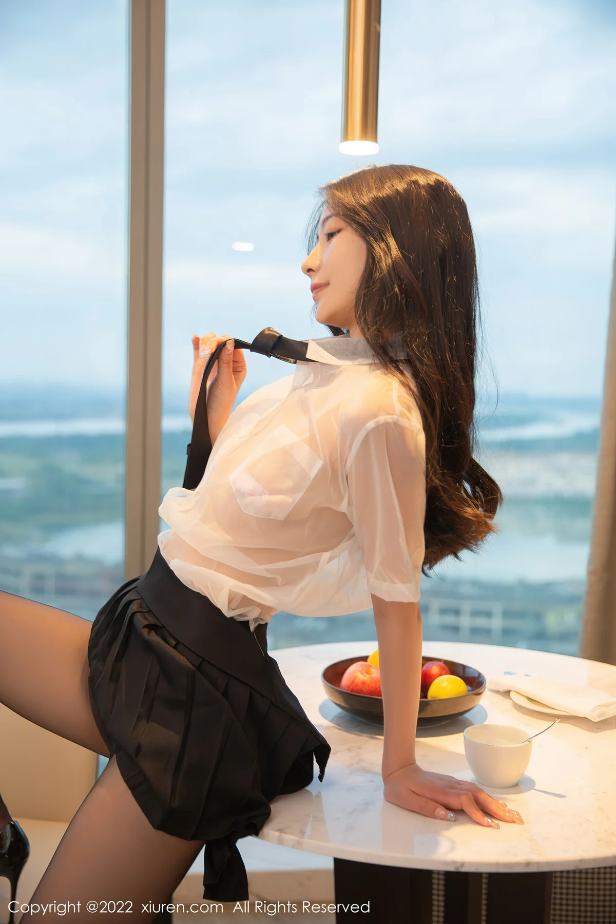 XiuRen 秀人 No.5385 轻透白T 熊小诺 性感写真1 - 2