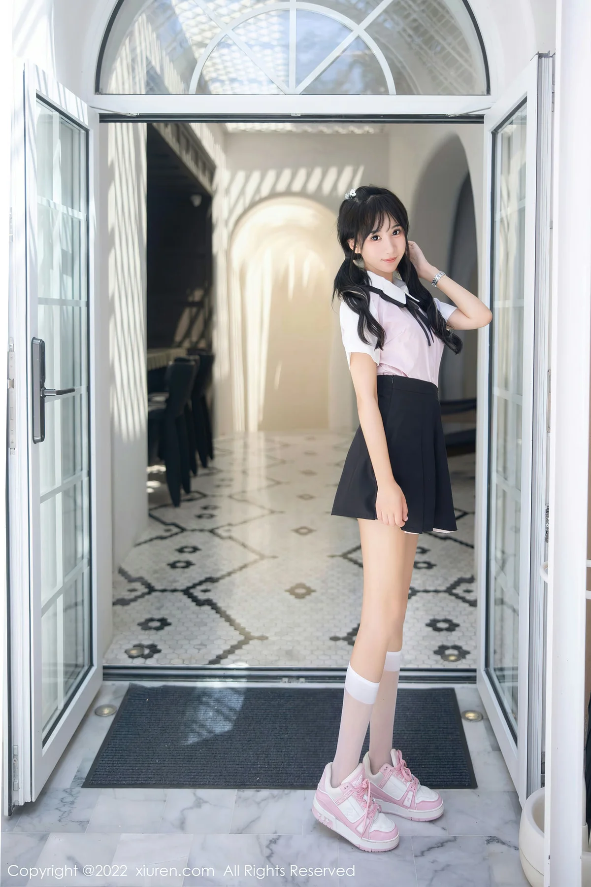 XiuRen 秀人 No.5443 小果冻  粉嫩内衣 - 6