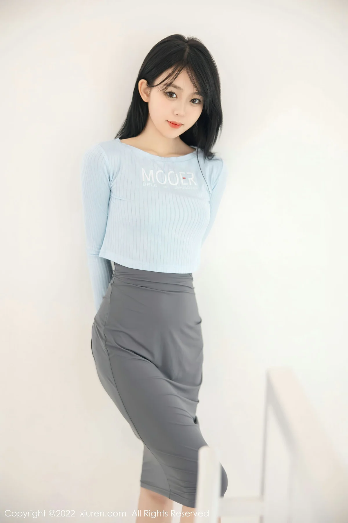 XiuRen 秀人 No.5453 灰色短裙 小麦是只喵 大理旅拍11 - 6