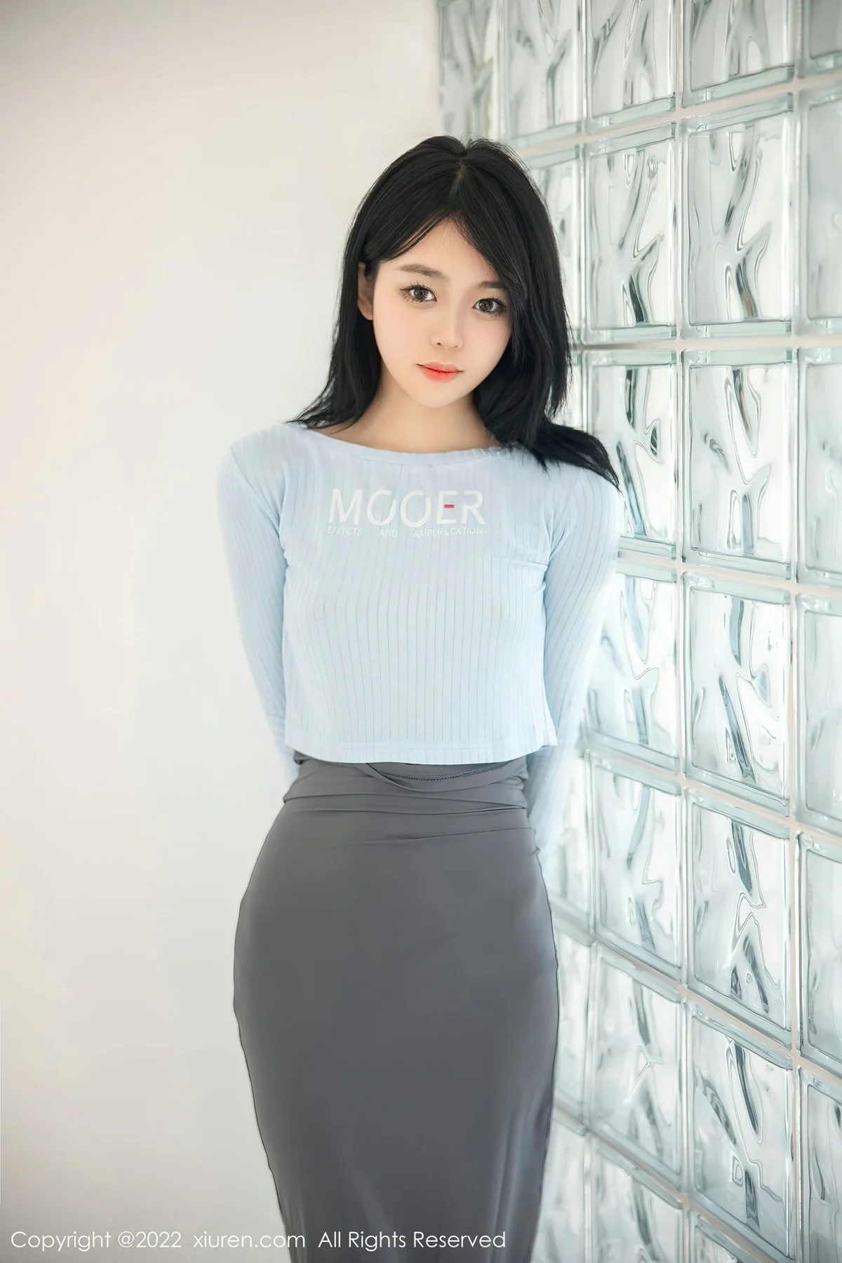 XiuRen 秀人 No.5453 灰色短裙 小麦是只喵 大理旅拍11 - 4