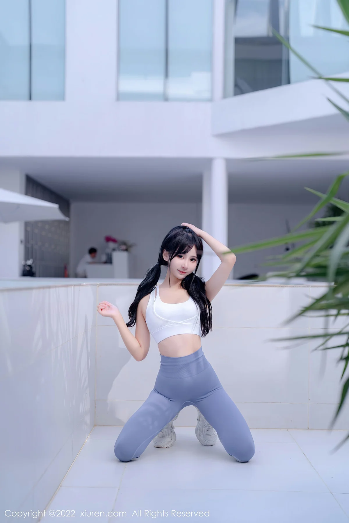 XiuRen 秀人 No.5463 妩媚欲滴 小果冻儿 大理旅拍1 - 2