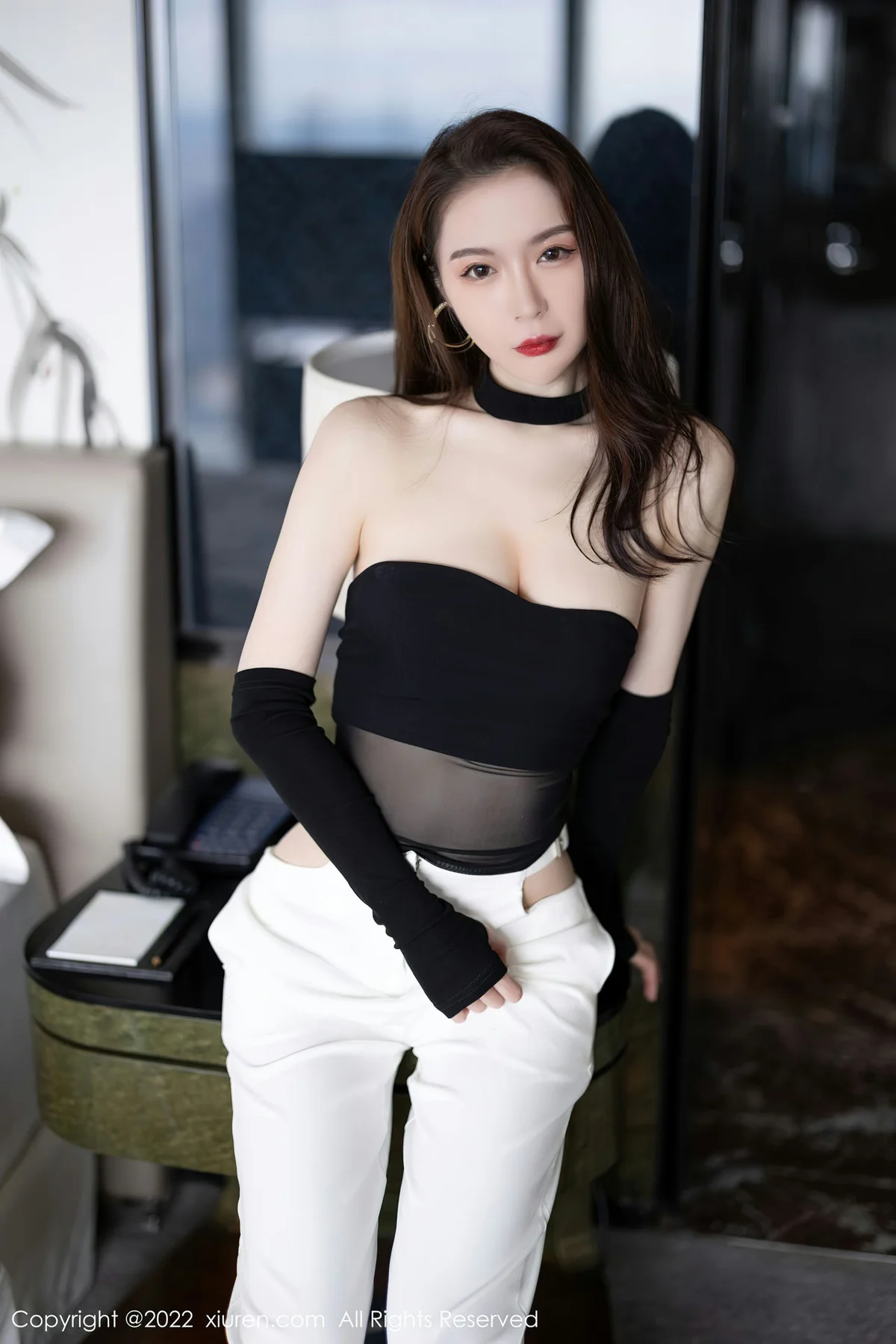 XiuRen 秀人 No.5487 轻透露肩网纱 梦心玥 佛山心愿旅拍1 - 6