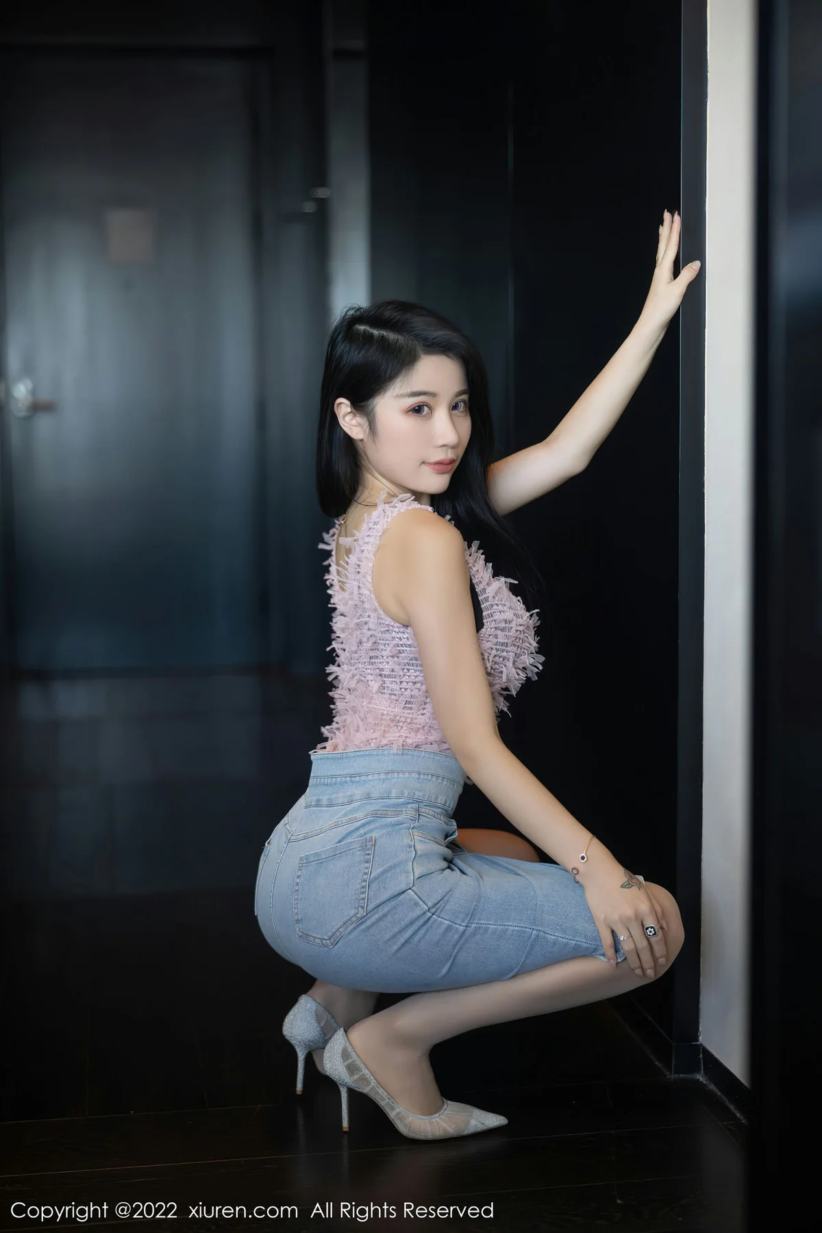 XiuRen 秀人 No.5489 原色丝袜 美七Mia 西双版纳旅拍 - 6