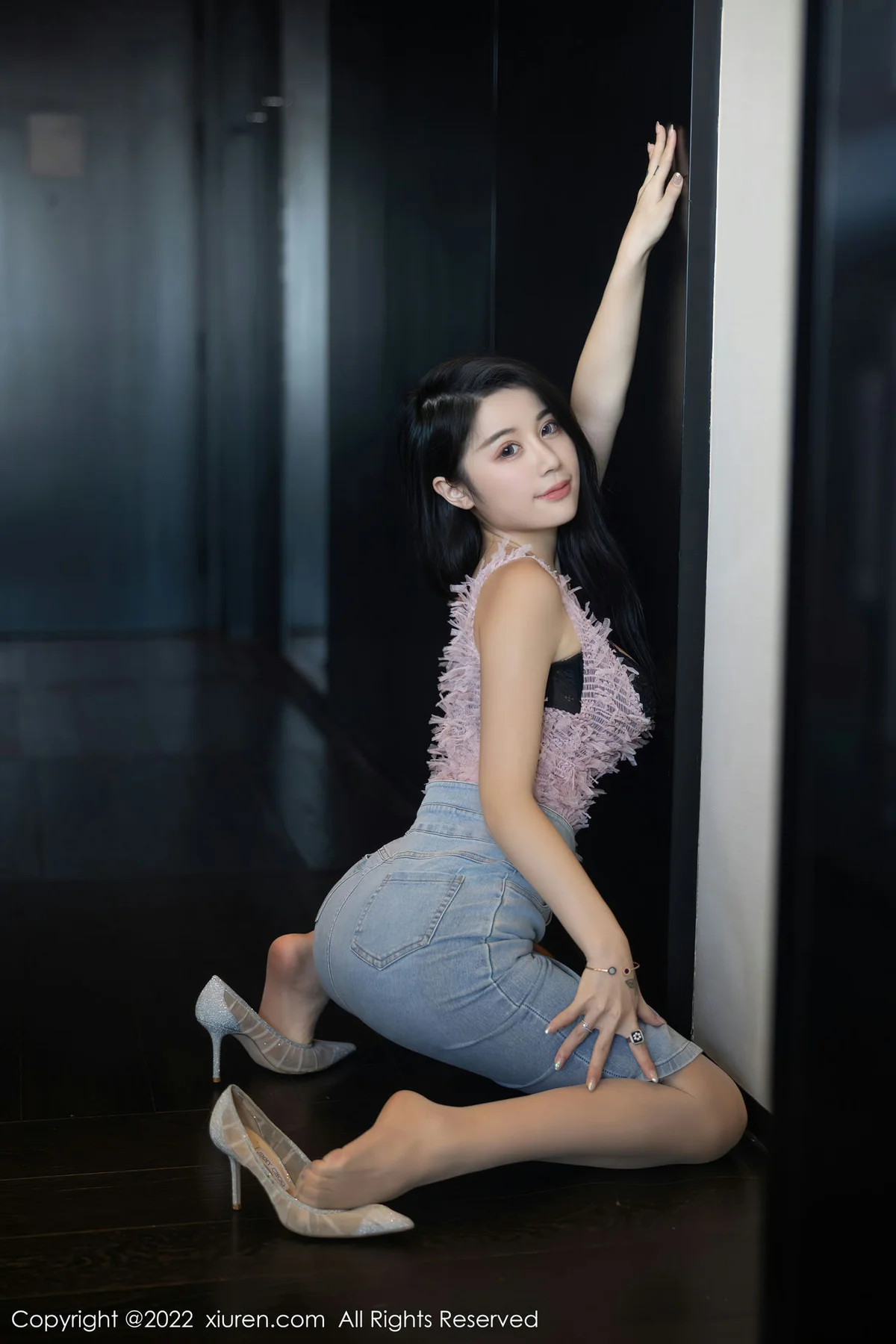 XiuRen 秀人 No.5489 原色丝袜 美七Mia 西双版纳旅拍 - 9