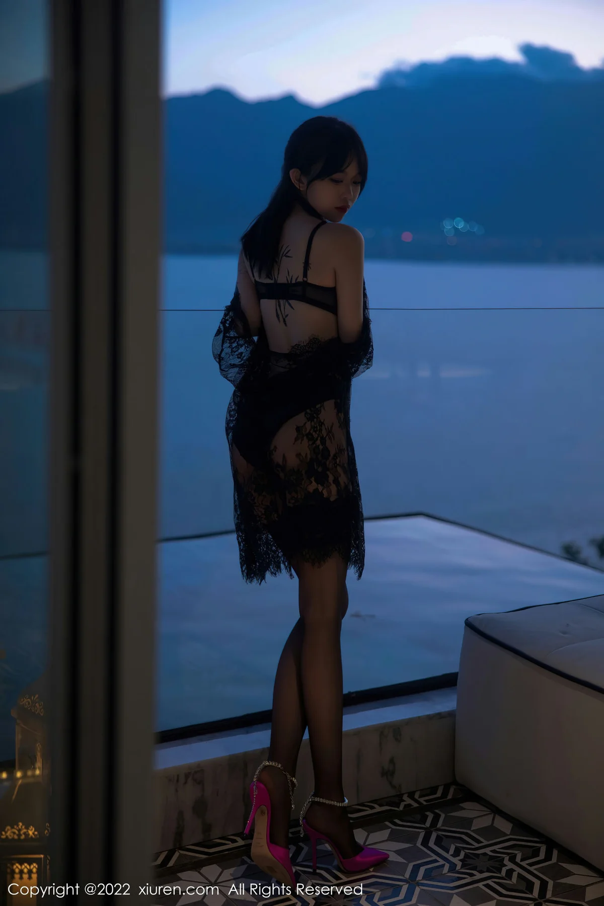 XiuRen 秀人 No.5491 网纱披风 奶瓶. 大理旅拍1 - 7