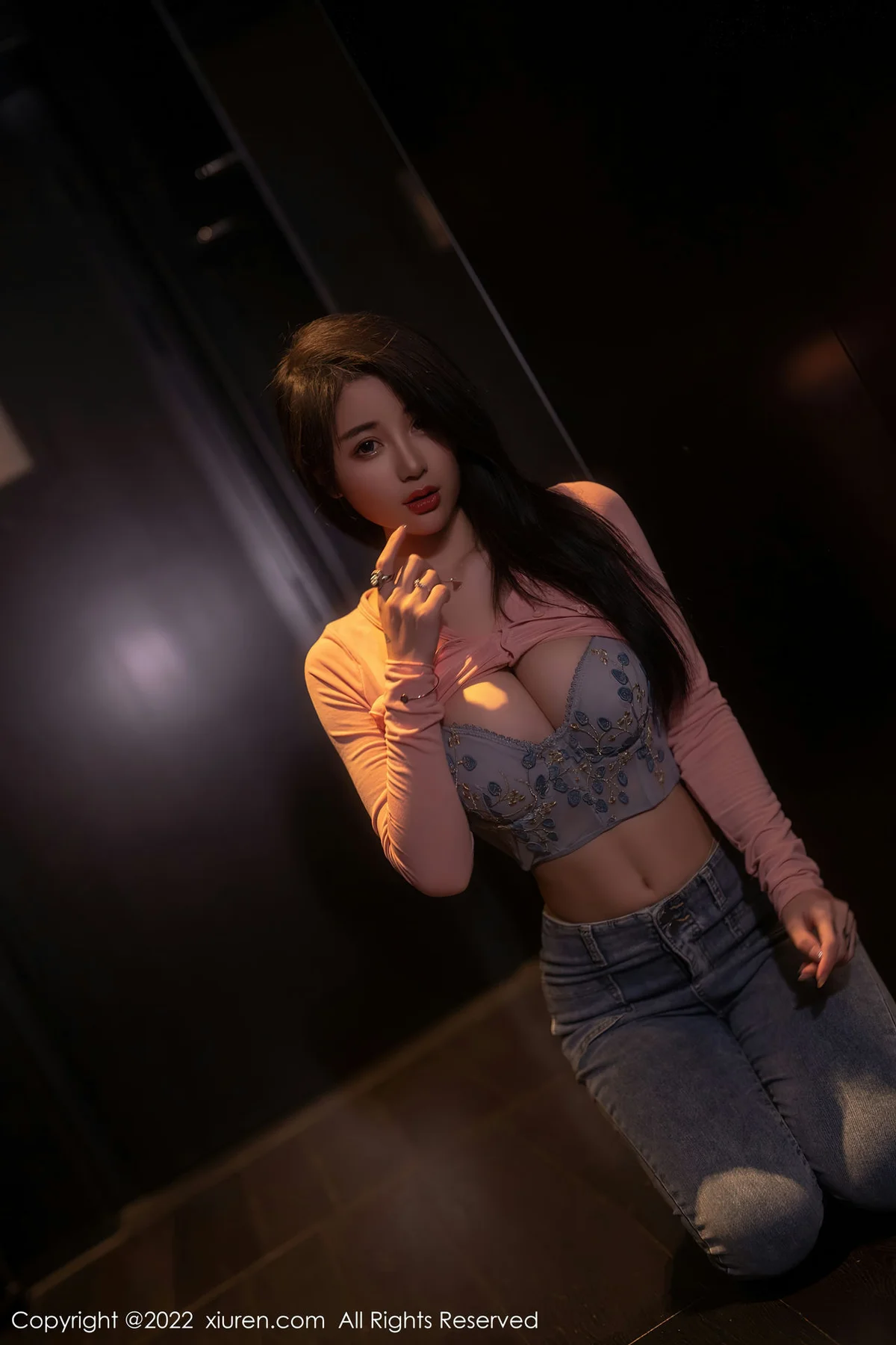 XiuRen 秀人 No.5506 性感亮丝 美七Mia 西双版纳旅拍 - 7