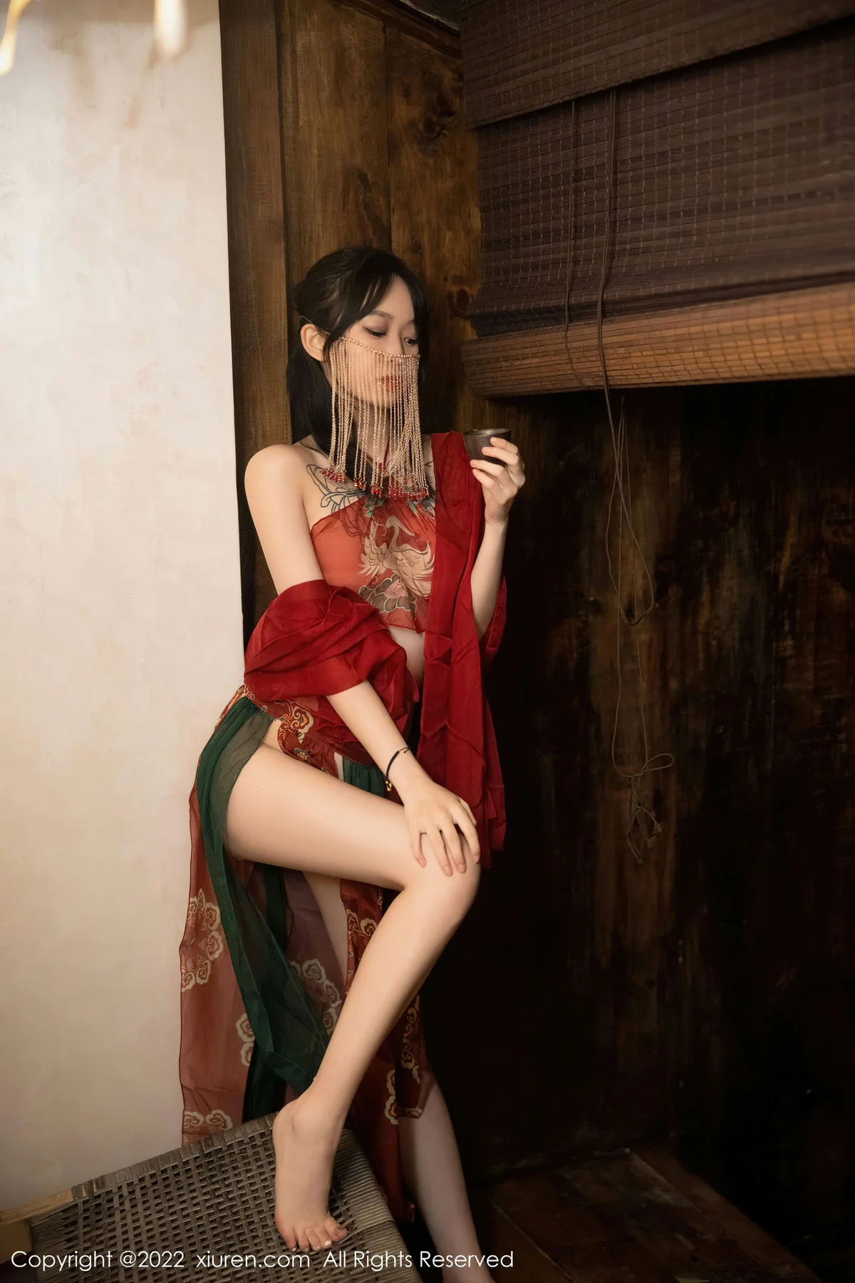 XiuRen 秀人 No.5527 红色古装服饰 奶瓶. 大理旅拍 - 9