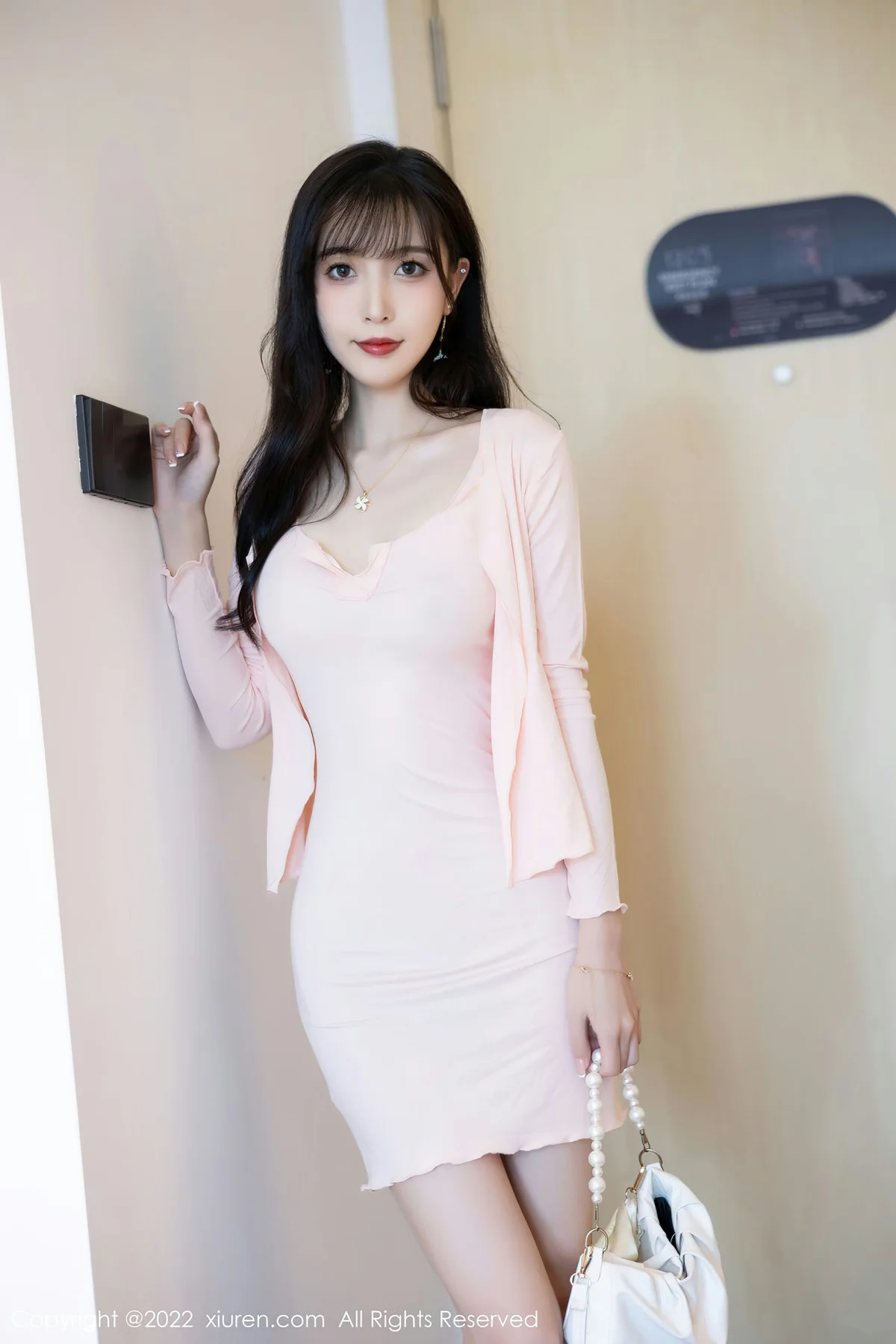 XiuRen 秀人 No.5544 林星阑 诱人粉色服饰性感写真1 - 6