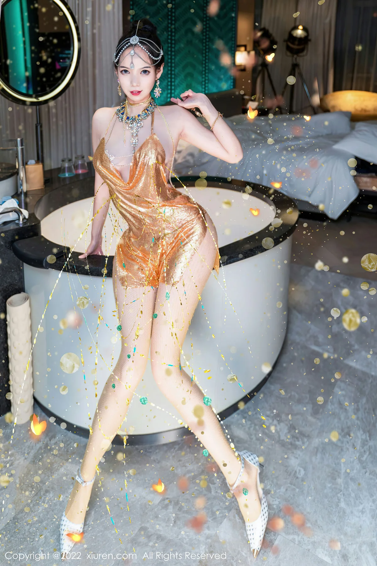 XiuRen 秀人 No.5559 会跳舞的小姐姐 大美妞儿 性感写真3 - 1