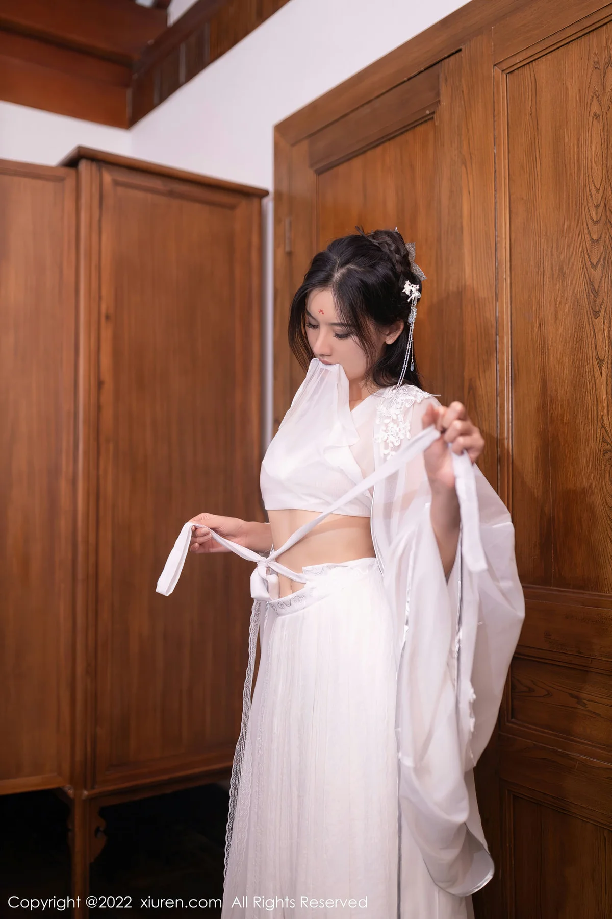 XiuRen 秀人 No.5573 就是阿朱啊 肚兜丁字裤甜点 - 8