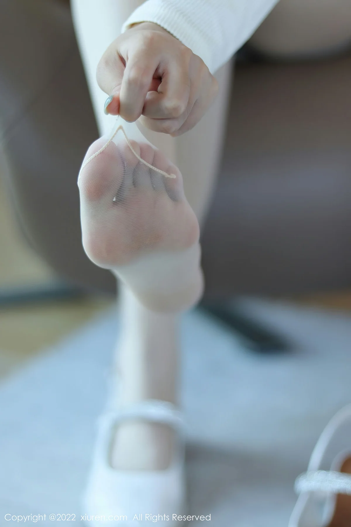 XiuRen 秀人 No.5598 玥儿玥er 原色丝袜香格里拉旅拍1 - 10