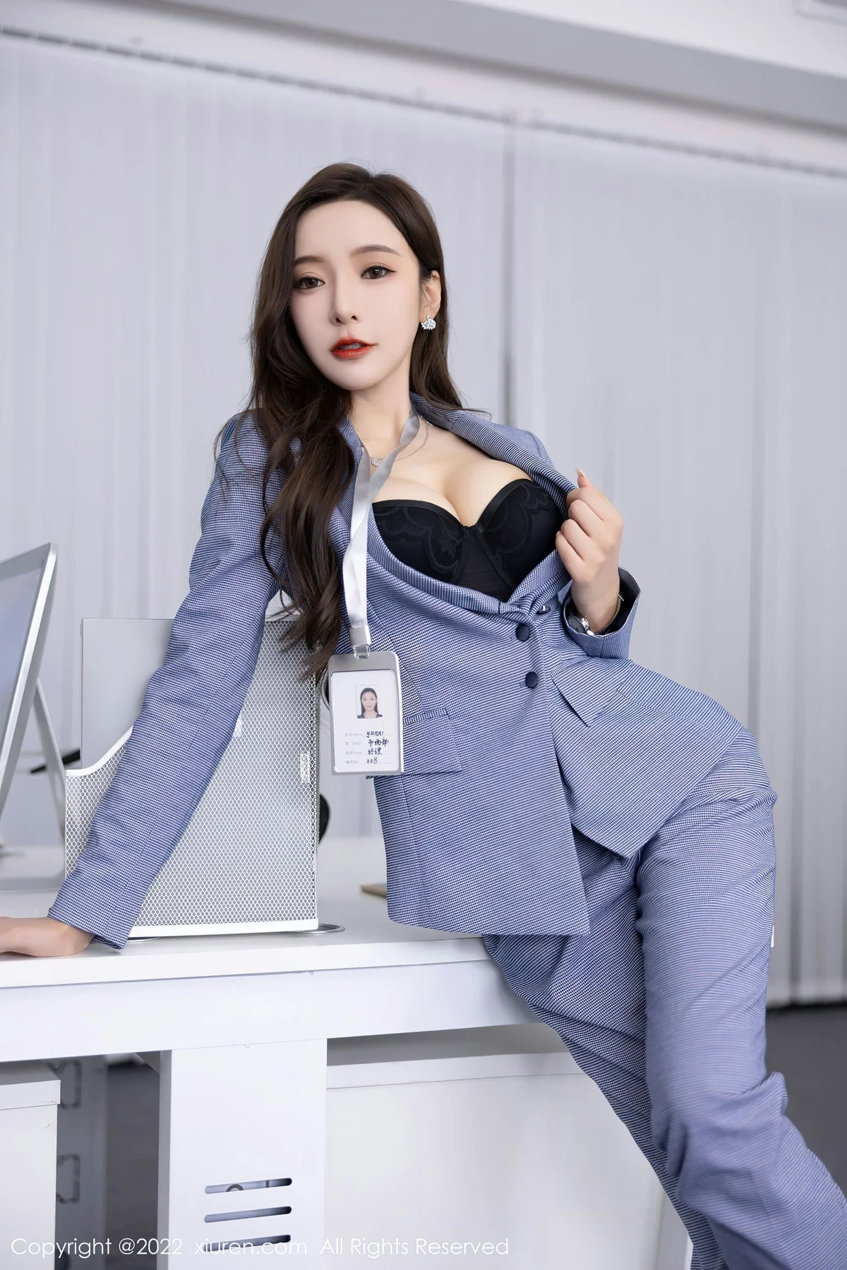 XiuRen 秀人 No.5629 王馨瑶yanni 灰色职业装性感写真22 - 9