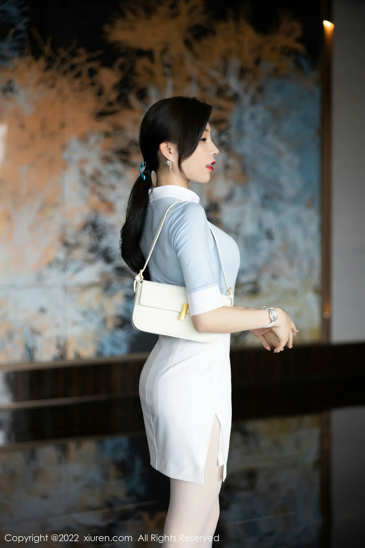 XiuRen 秀人 No.5643 徐莉芝Booty 娇美身段性感十足性感写真1 - 3