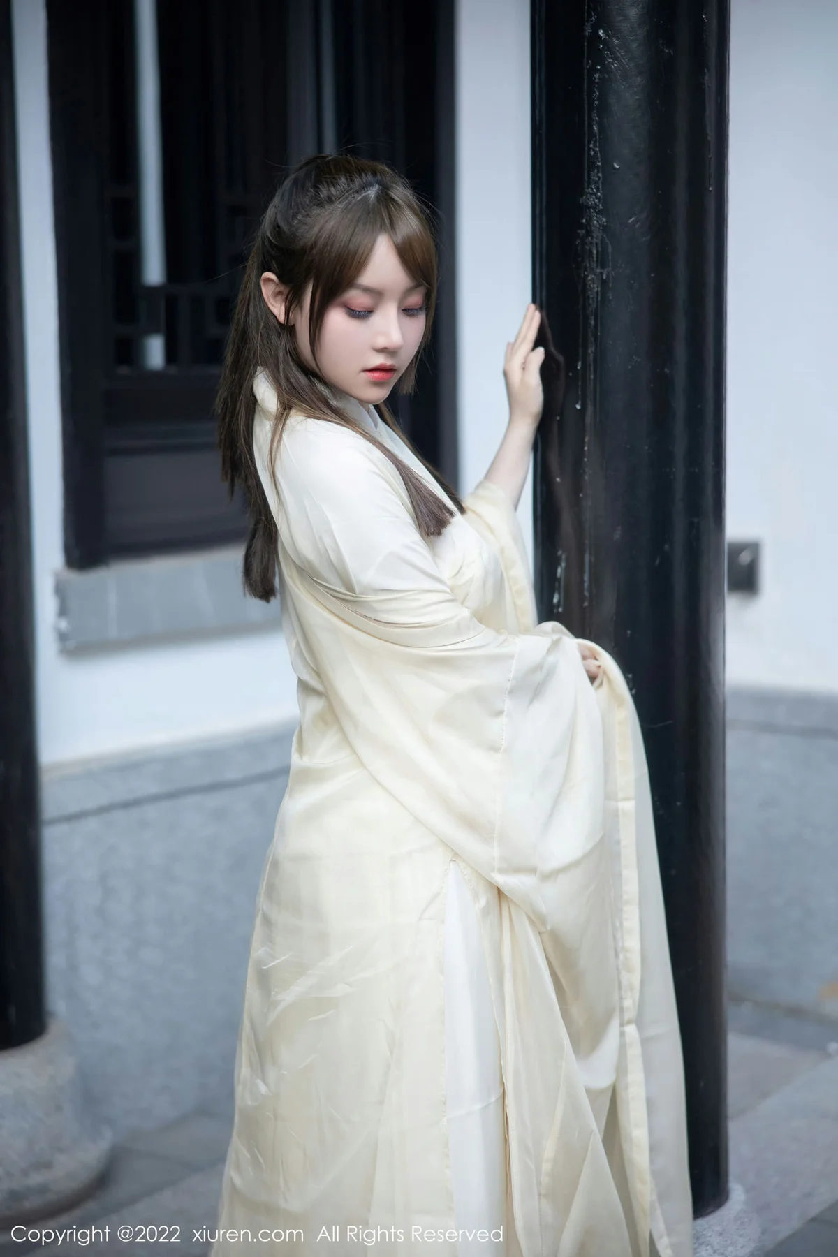 XiuRen 秀人 No.5653 豆瓣酱 白色古装服饰性感写真3 - 4