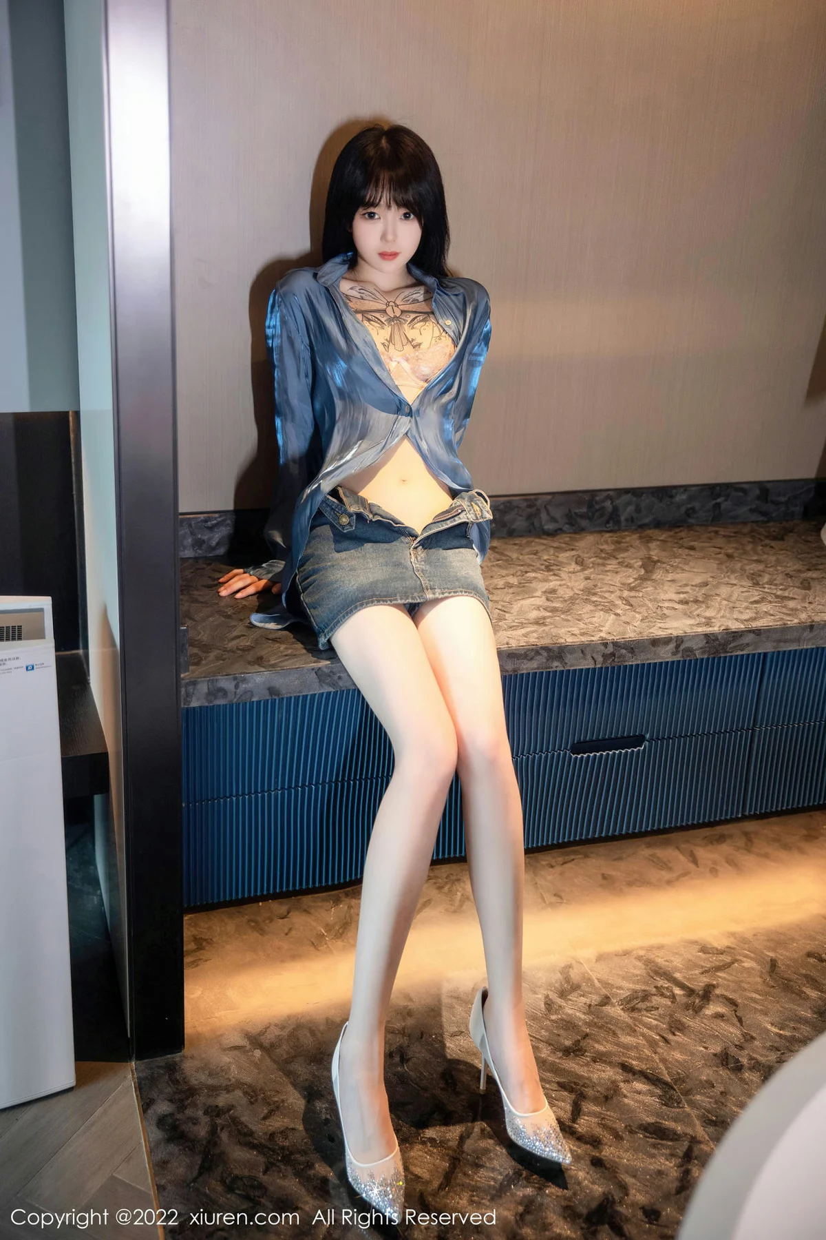 XiuRen 秀人 No.5662 奶瓶. 牛仔短裙性感写真3 - 8