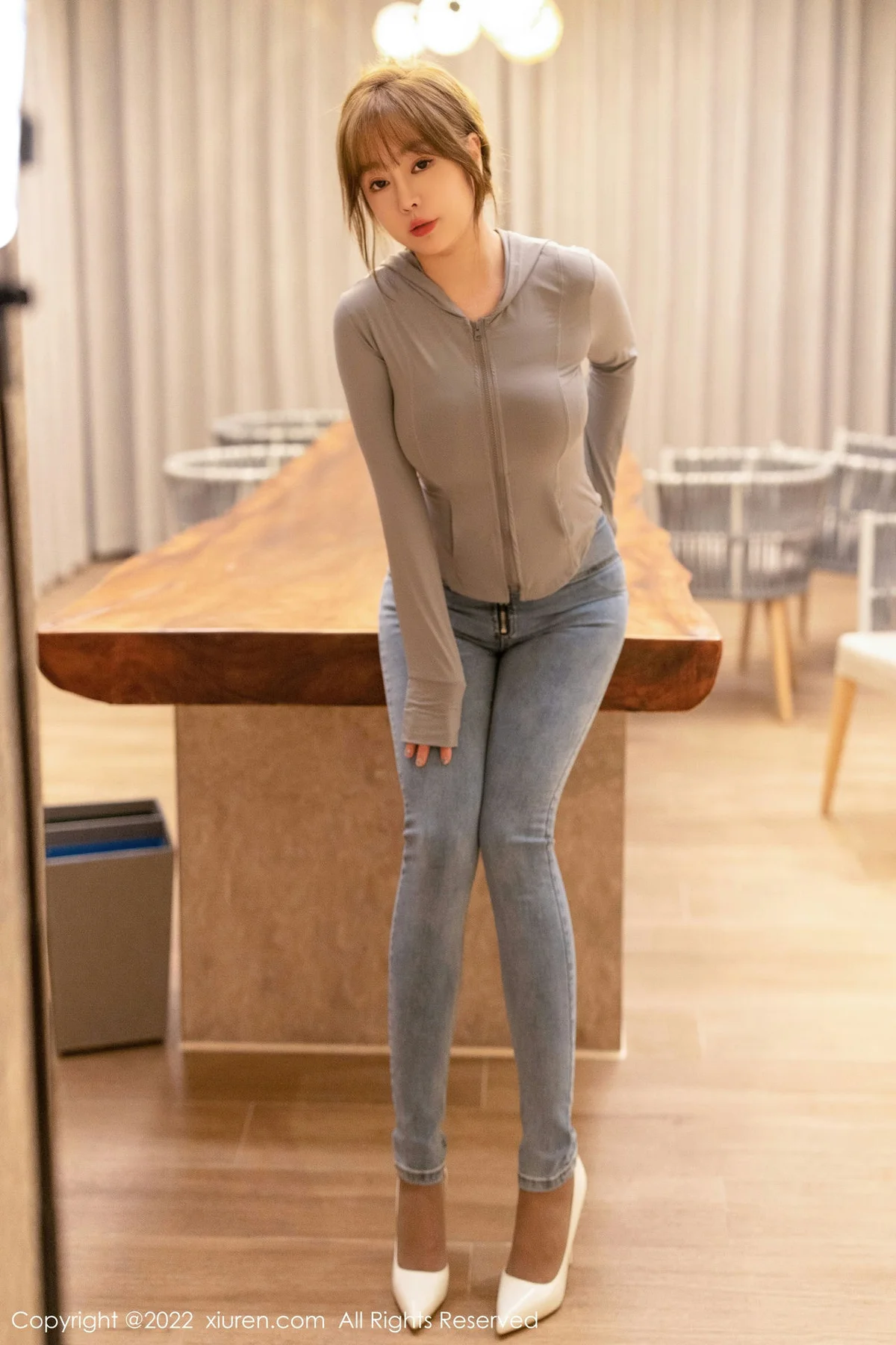 XiuRen 秀人 No.5672 王雨纯 魅惑灰丝海南万宁旅拍 - 2