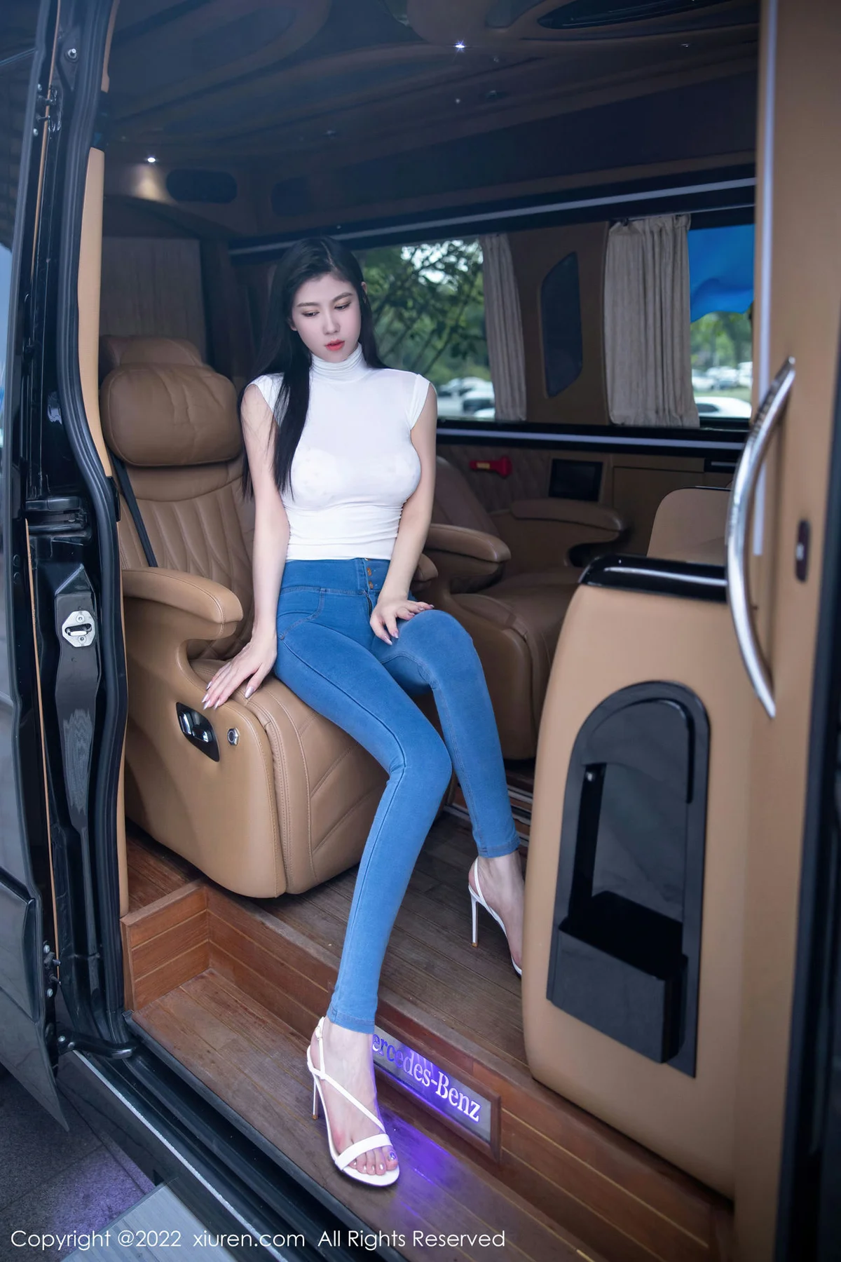 XiuRen 秀人 No.5677 李雅柔182CM 透视花点内衣性感写真3 - 1