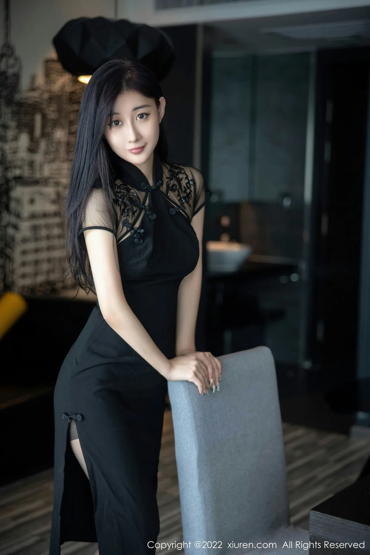 XiuRen 秀人 No.5691  顾楚楚maily 清纯甜美新人性感写真 - 1