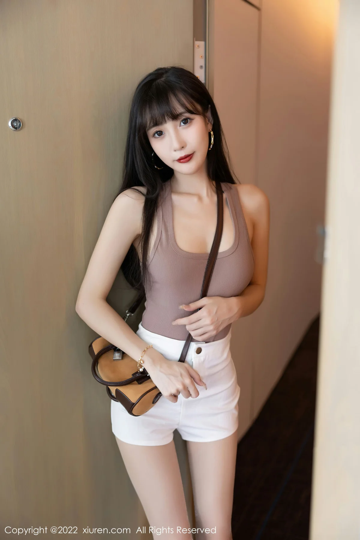 XiuRen 秀人 No.5724 林星阑 高开叉服饰性感写真11 - 4