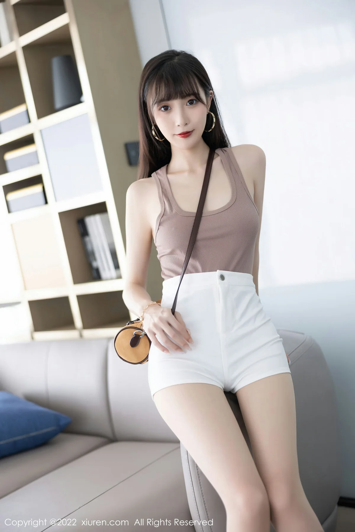 XiuRen 秀人 No.5724 林星阑 高开叉服饰性感写真11 - 9