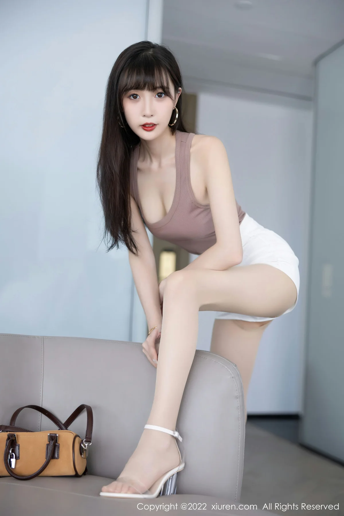XiuRen 秀人 No.5724 林星阑 高开叉服饰性感写真11 - 4