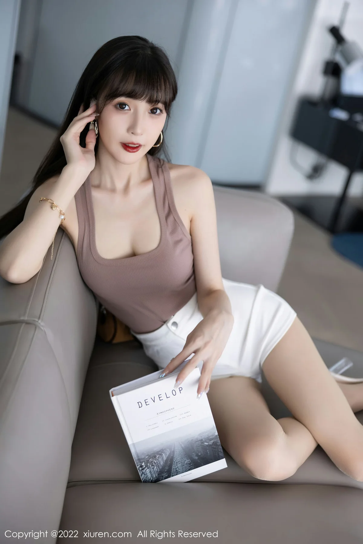 XiuRen 秀人 No.5724 林星阑 高开叉服饰性感写真11 - 8