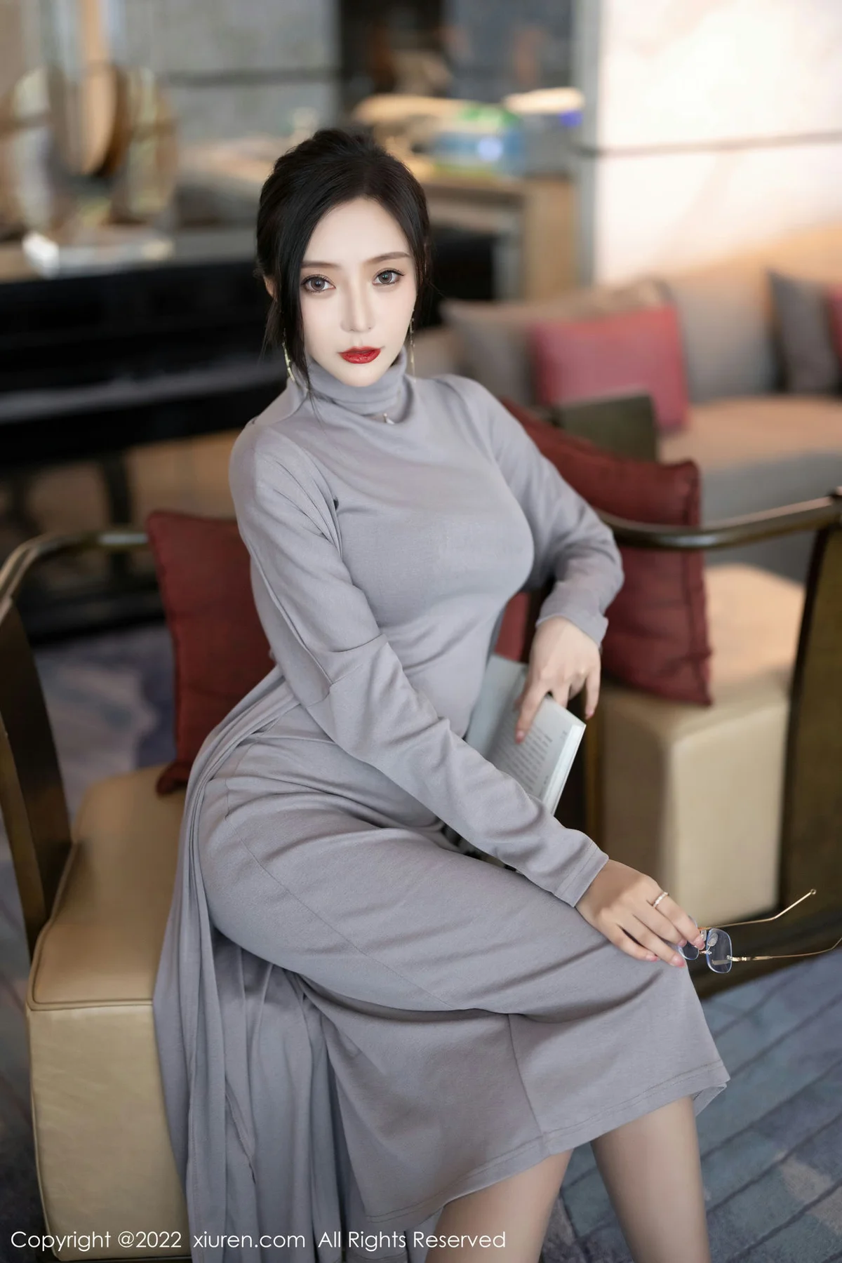 XiuRen 秀人 No.5745  王馨瑶yanni 主题《女学者的反转》写真1 - 10