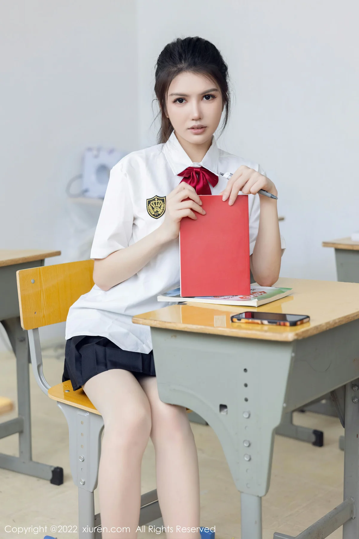 XiuRen 秀人 No.5762 媛媛酱belle教室场景拍摄性感写真3 - 1