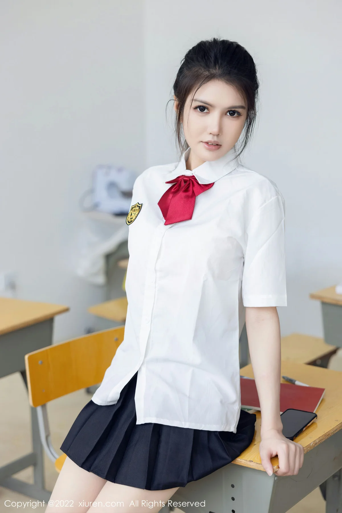 XiuRen 秀人 No.5762 媛媛酱belle教室场景拍摄性感写真3 - 4