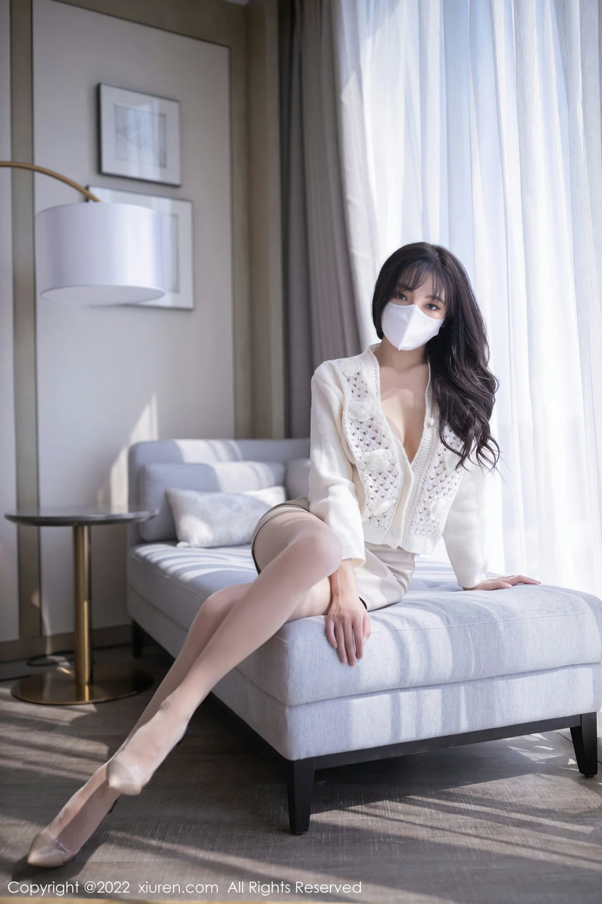 XiuRen 秀人 No.5771 陆萱萱 浅色短裙性感私房111 - 4