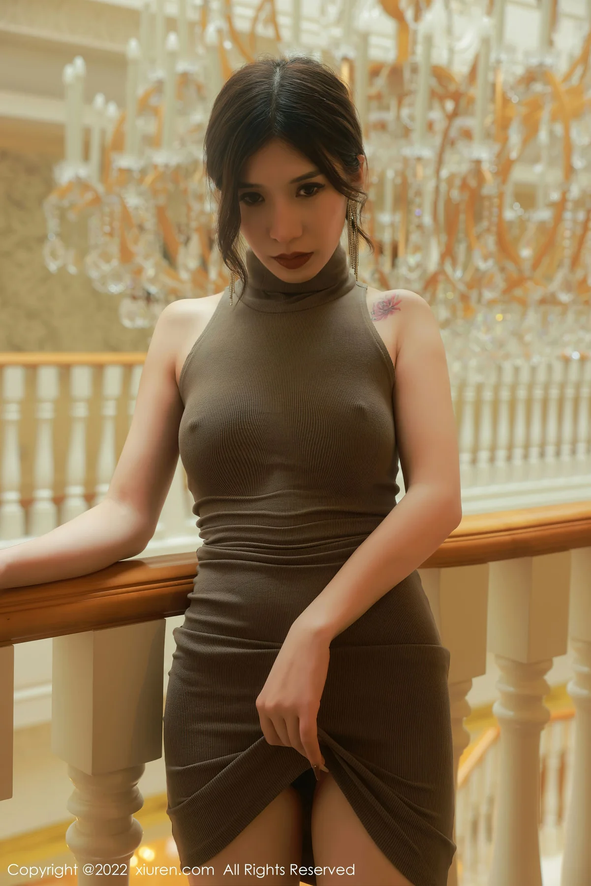 XiuRen 秀人 No.5786 hebe韩心雨 橄榄灰收身连衣短裙 - 8