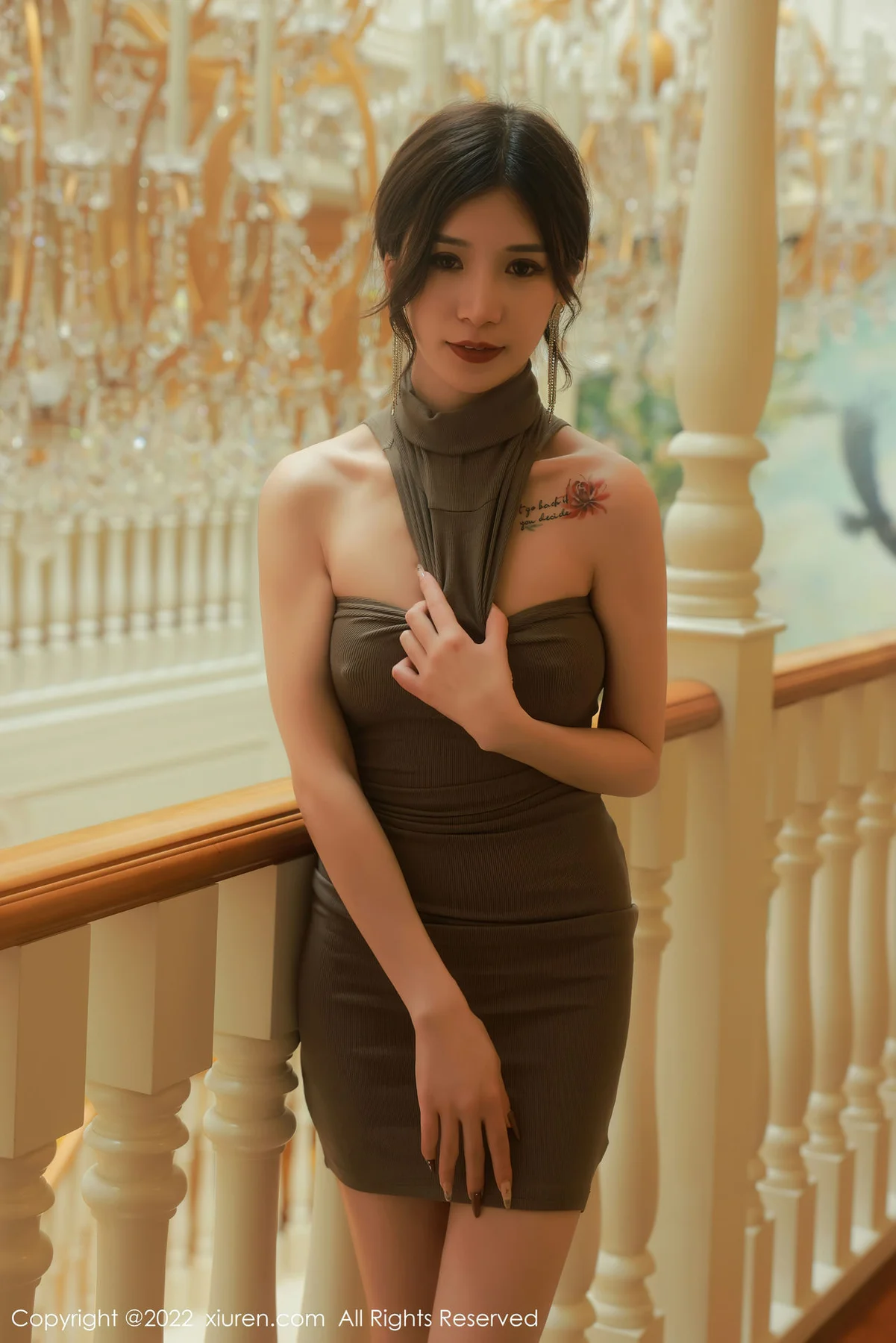 XiuRen 秀人 No.5786 hebe韩心雨 橄榄灰收身连衣短裙 - 9