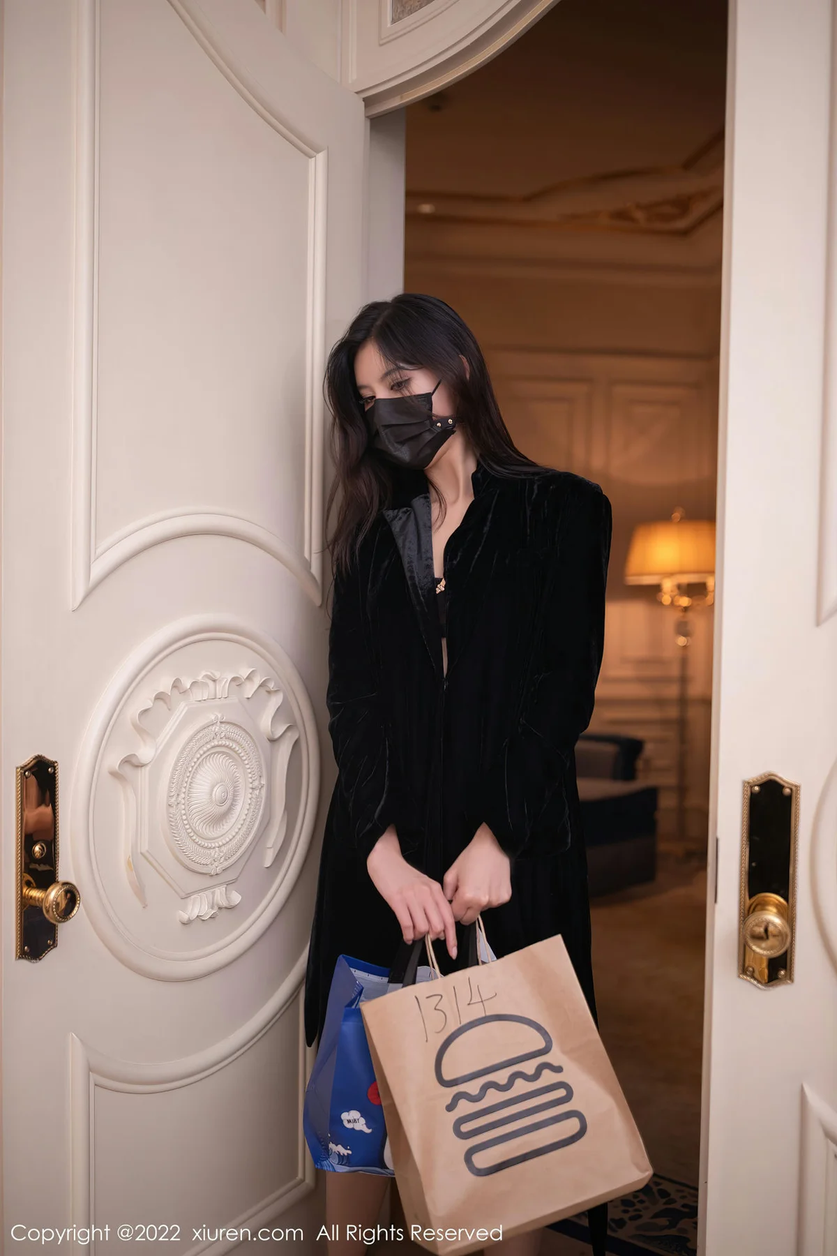 XiuRen 秀人 No.5797 就是阿朱啊 黑色情趣内衣性感私房写真111 - 1