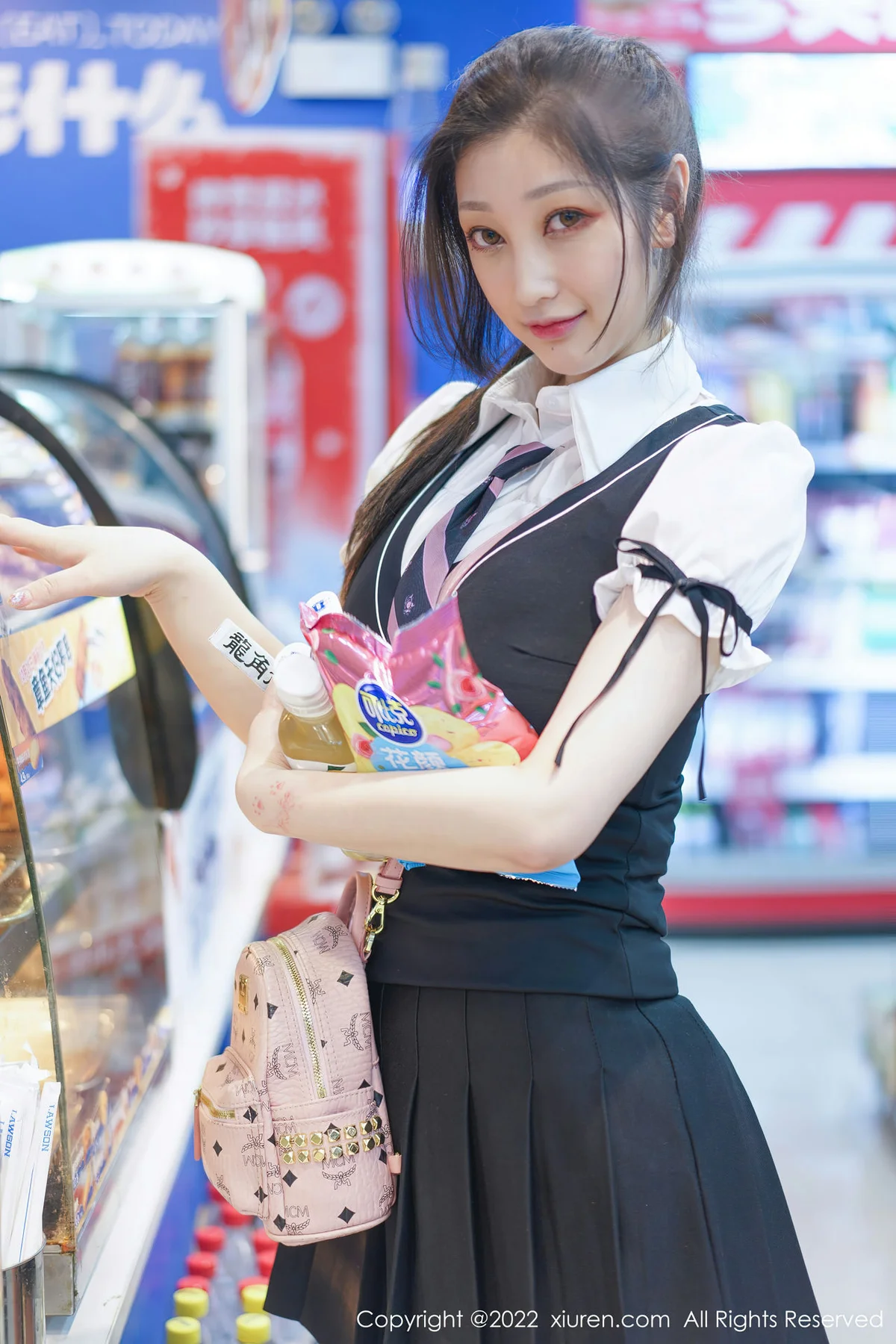 XiuRen 秀人 No.5807 妲己_Toxic 晶莹剔透雪峰美臀十月心愿旅拍1 - 8