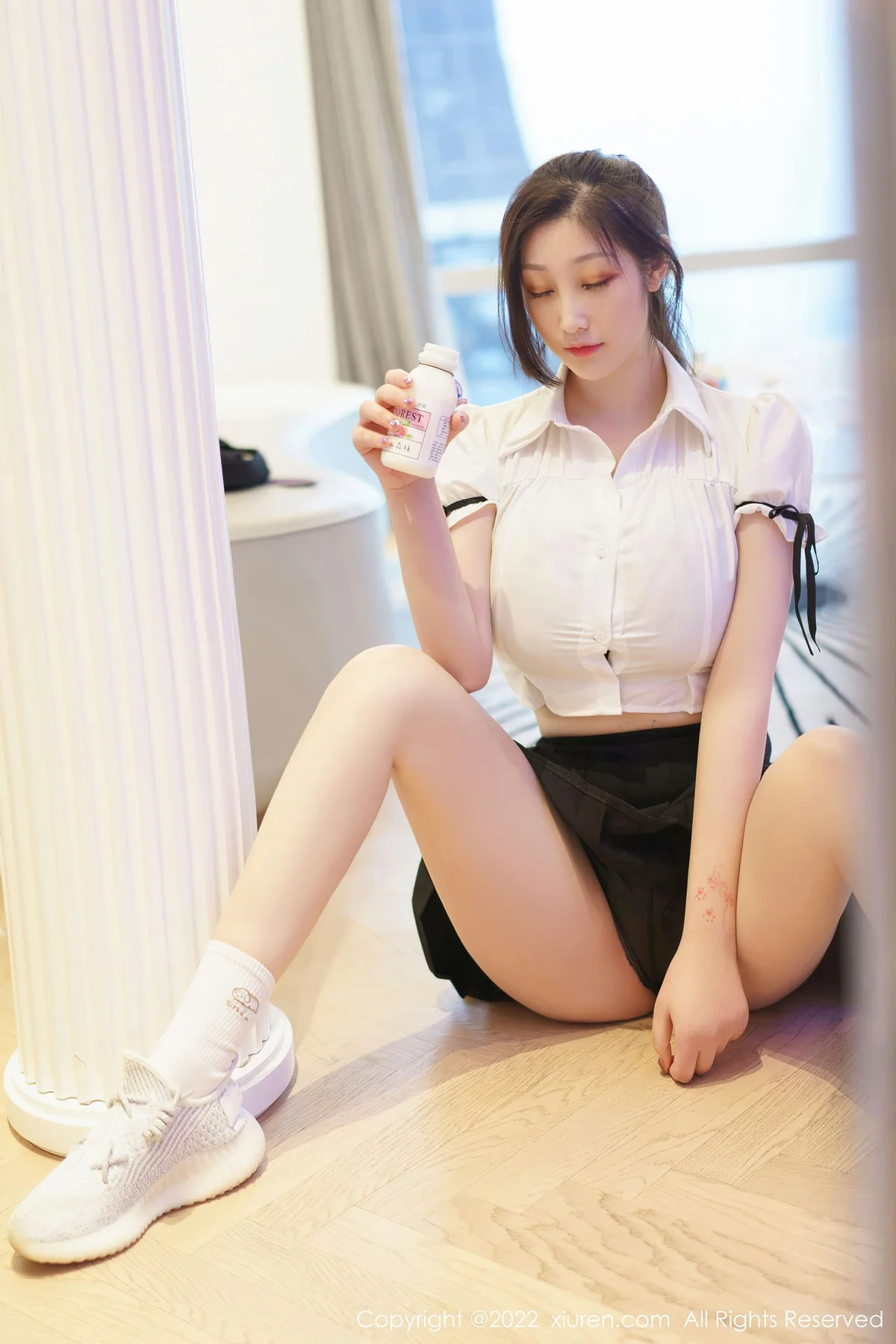 XiuRen 秀人 No.5807 妲己_Toxic 晶莹剔透雪峰美臀十月心愿旅拍1 - 8